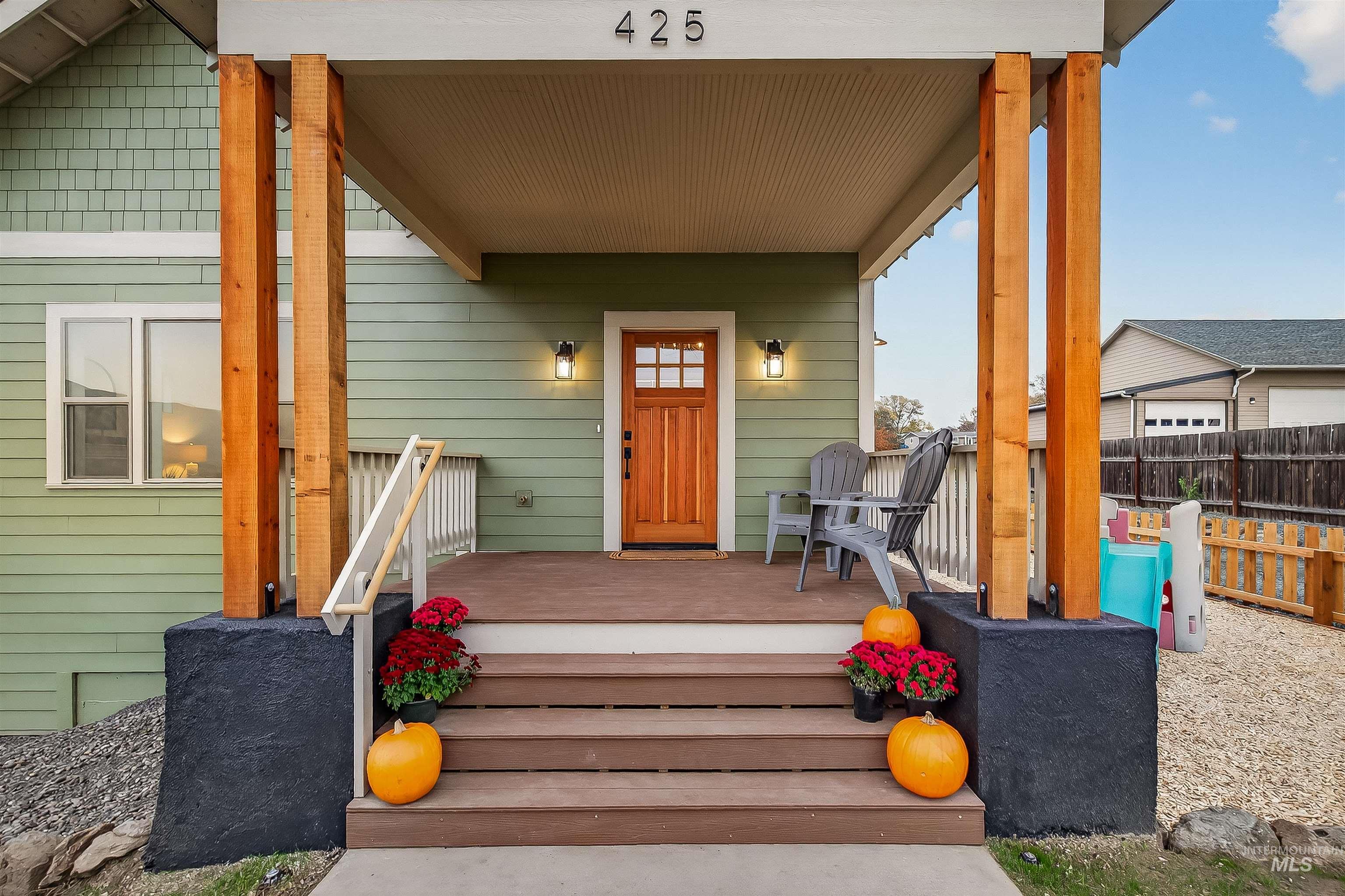 Lewiston, Idaho, 83501, United States, 5 Bedrooms Bedrooms, ,Residential,For Sale,1987812