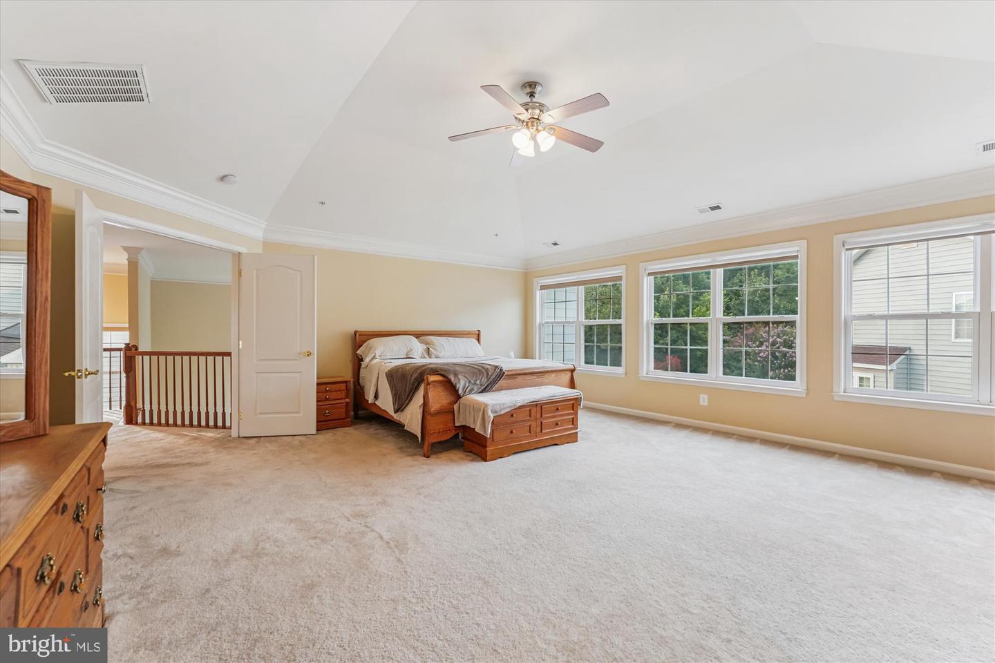 White Plains, Maryland, 20695, United States, 5 Bedrooms Bedrooms, ,4 BathroomsBathrooms,Residential,For Sale,1912215