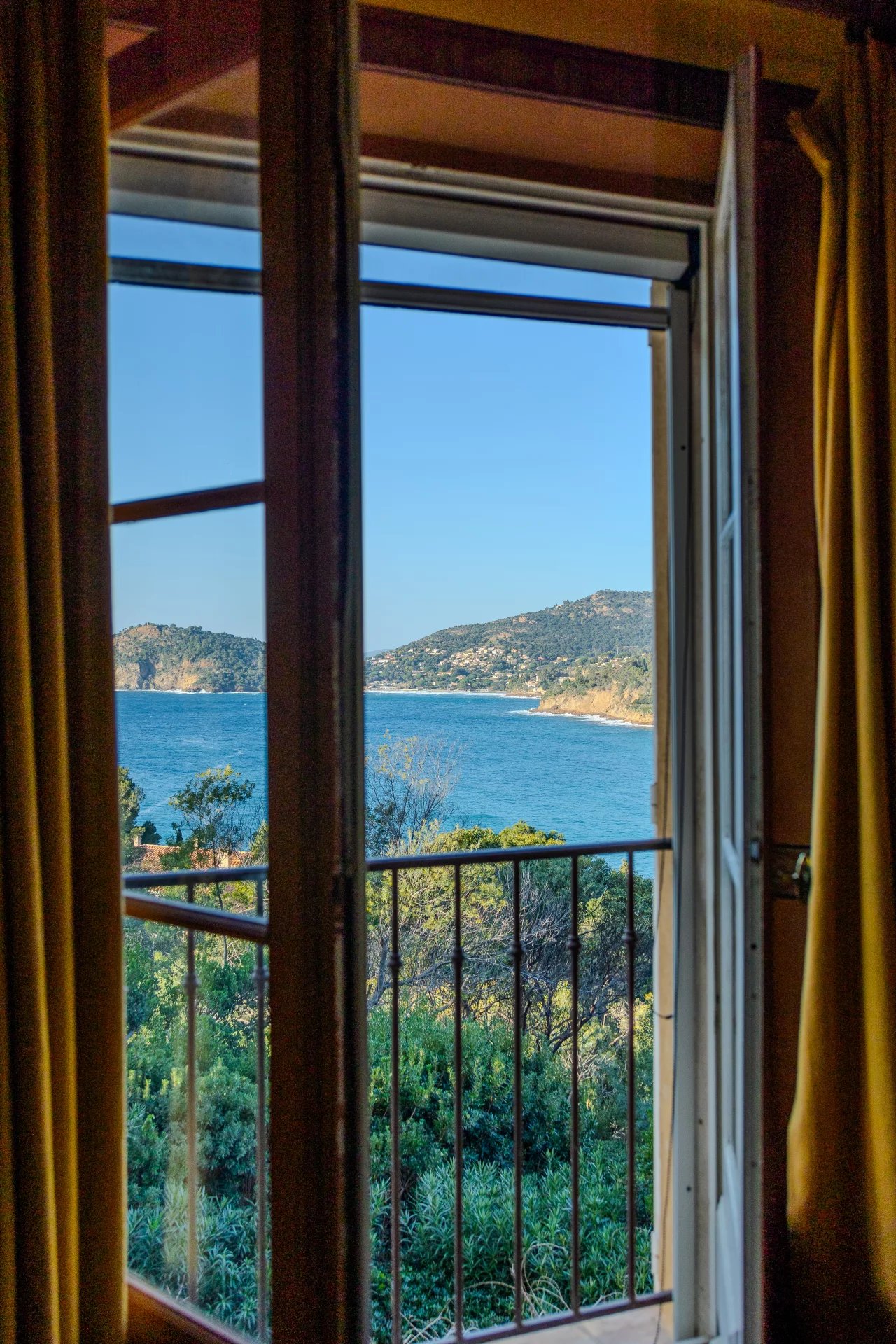 Rayol-Canadel-sur-Mer, Provence-Alpes-Côte d’Azur, 83820, FR, ,Residential,For Sale,1697095