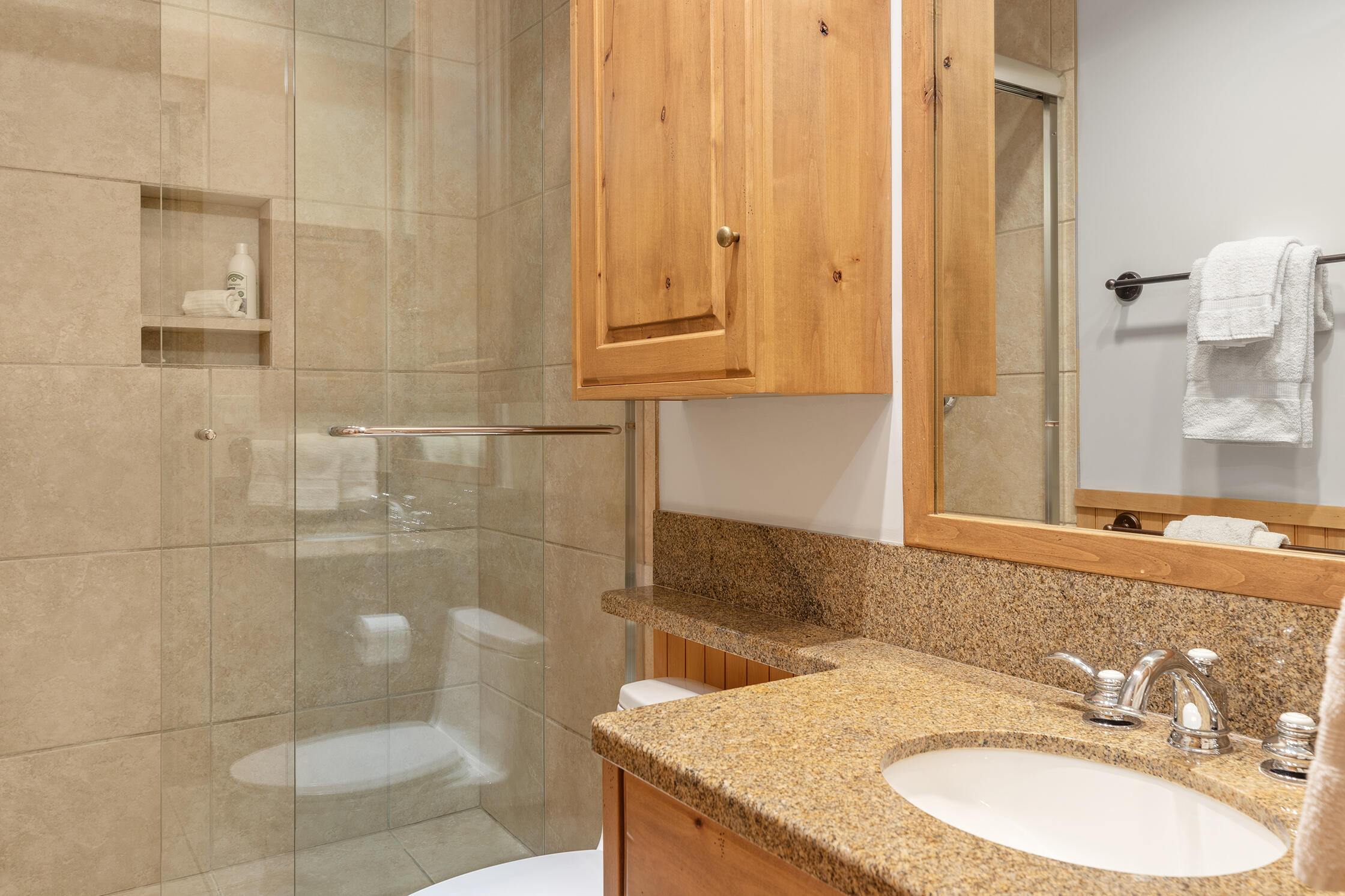 Telluride, Colorado, 81435, United States, 5 Bedrooms Bedrooms, ,5 BathroomsBathrooms,Residential,For Sale,1760504
