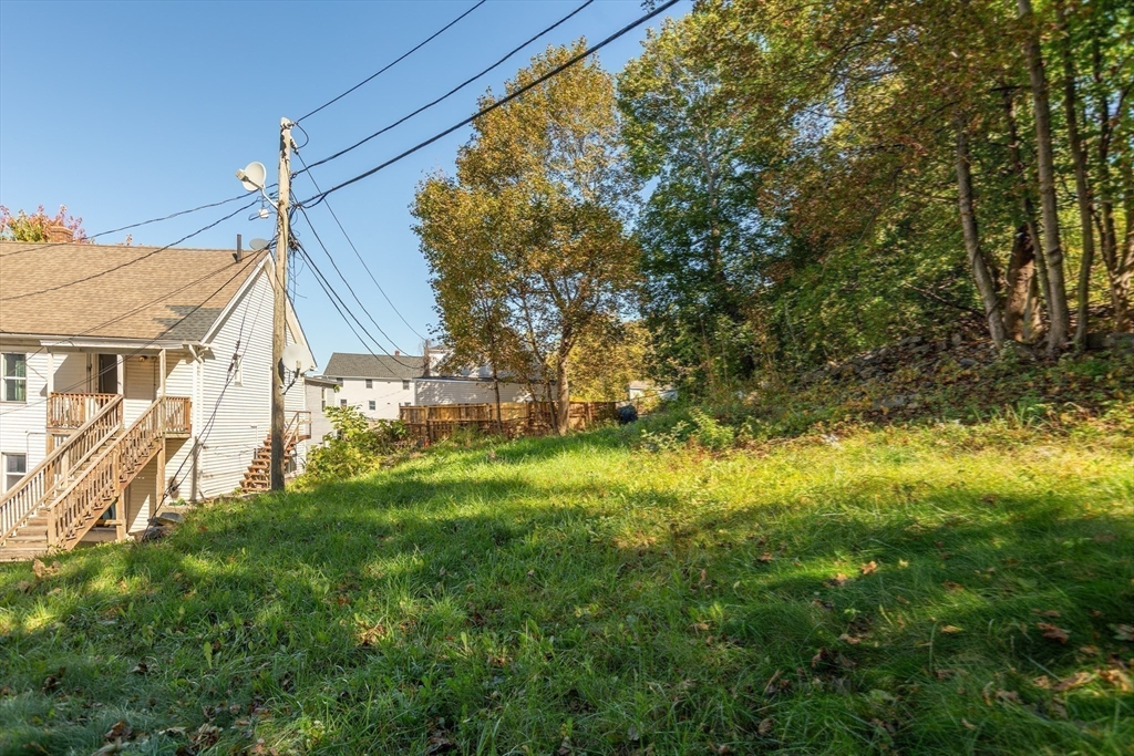 Worcester, Massachusetts, 01604, United States, 8 Bedrooms Bedrooms, ,4 BathroomsBathrooms,Residential,For Sale,1981131
