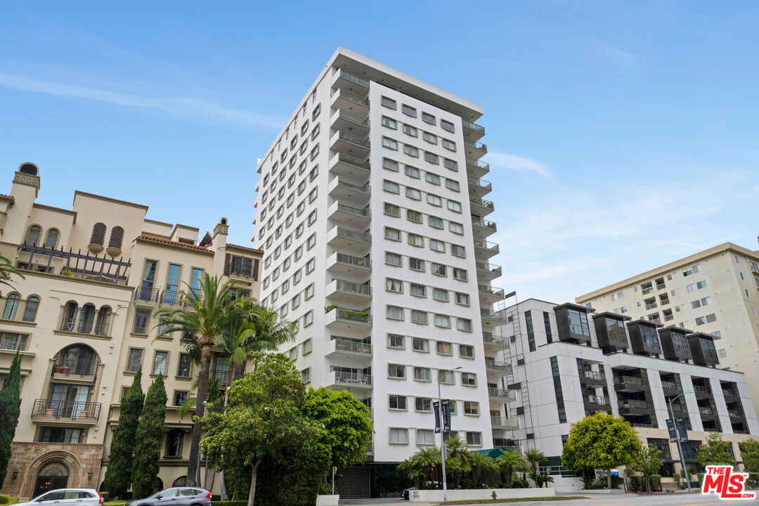 Los Angeles, California, 90024, United States, 3 Bedrooms Bedrooms, ,1 BathroomBathrooms,Residential,For Sale,1819230