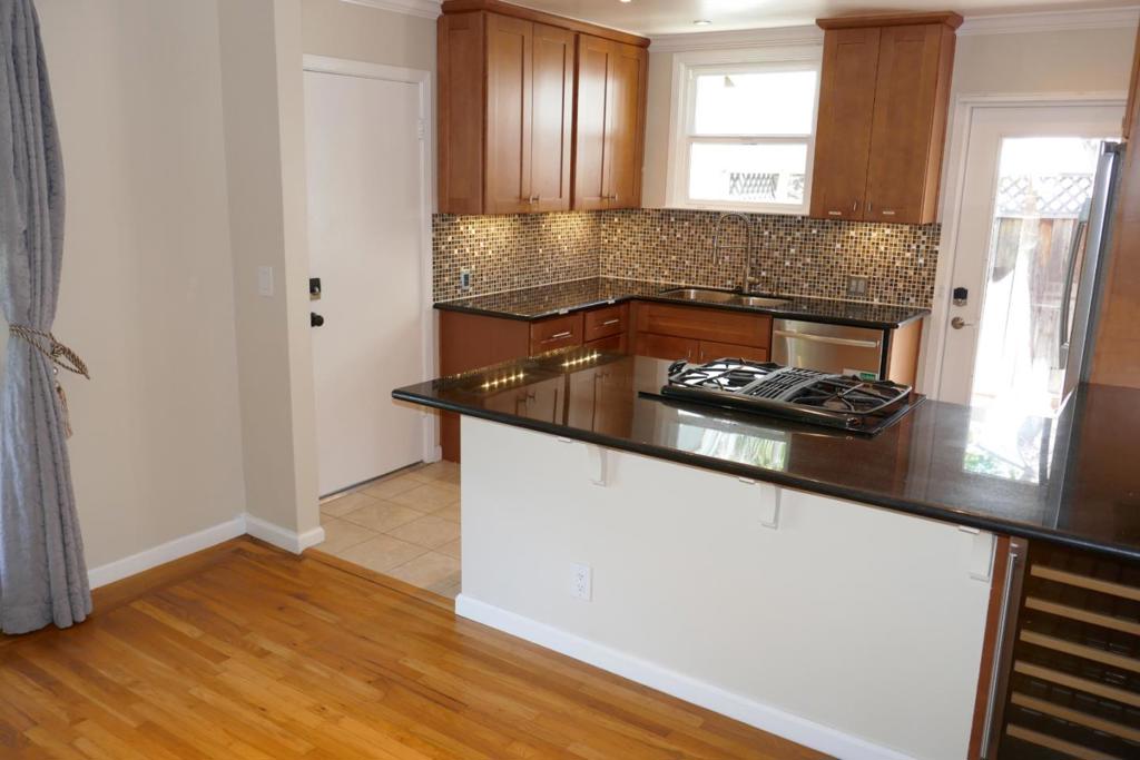 San Jose, California, 95110, United States, 2 Bedrooms Bedrooms, ,1 BathroomBathrooms,Residential,For Sale,1978054