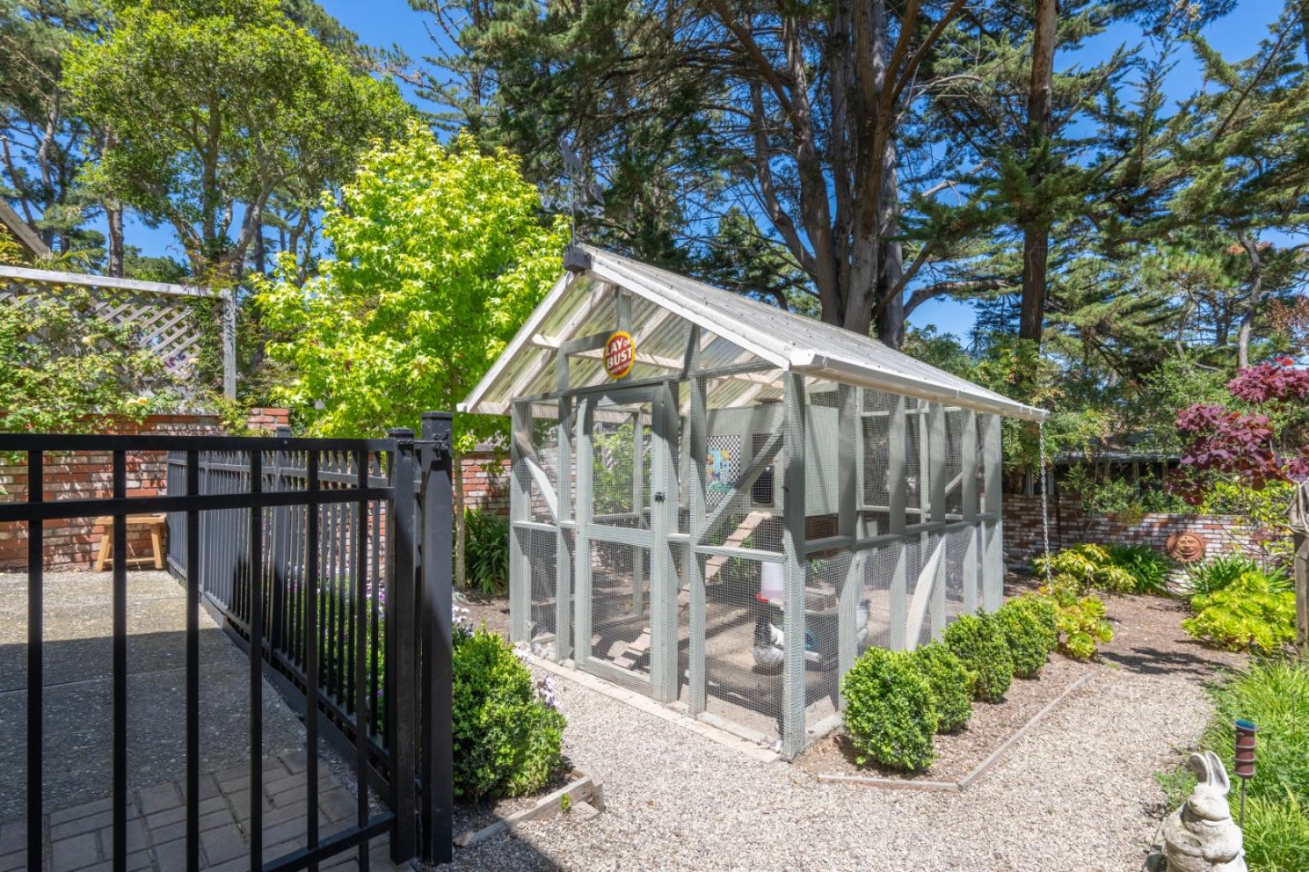 Monterey, California, 93940, United States, 3 Bedrooms Bedrooms, ,2 BathroomsBathrooms,Residential,For Sale,1837476