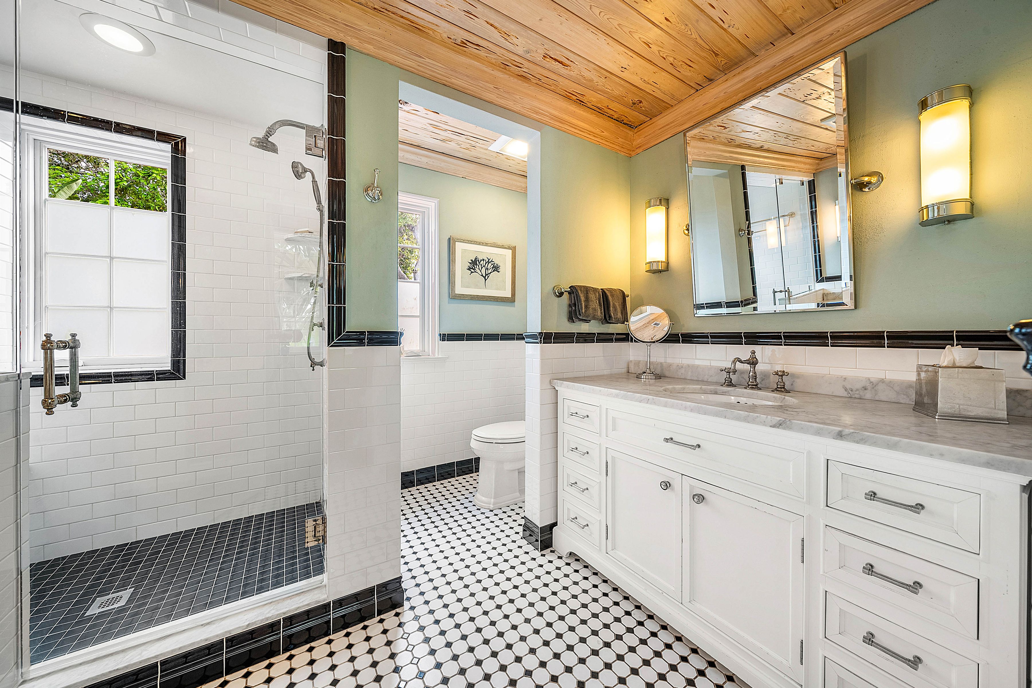  255 Cordova Road - 物件實景