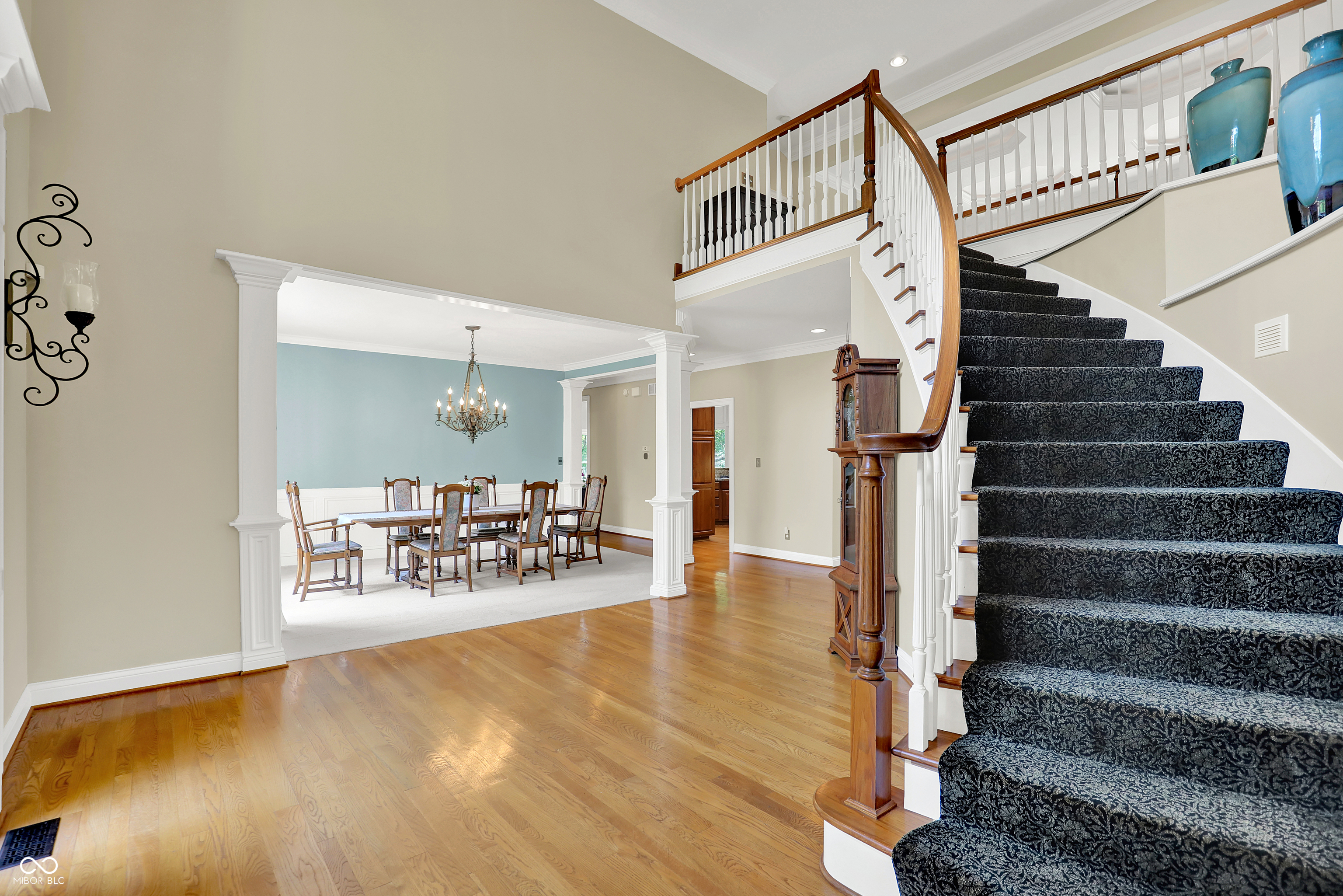 Zionsville, Indiana, 46077, United States, 5 Bedrooms Bedrooms, ,5 BathroomsBathrooms,Residential,For Sale,1978641