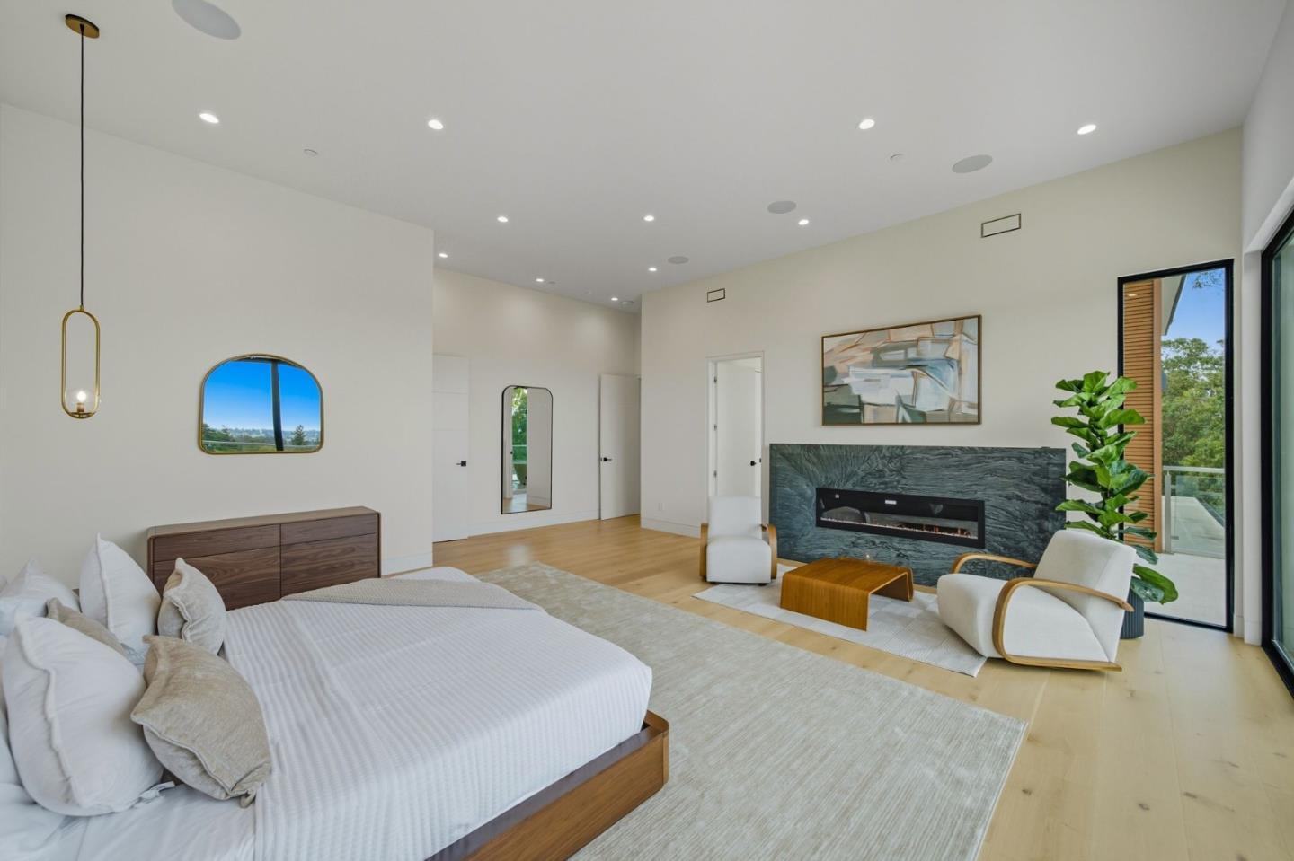 Hillsborough, California, 94010, United States, 8 Bedrooms Bedrooms, ,10 BathroomsBathrooms,Residential,For Sale,1949647