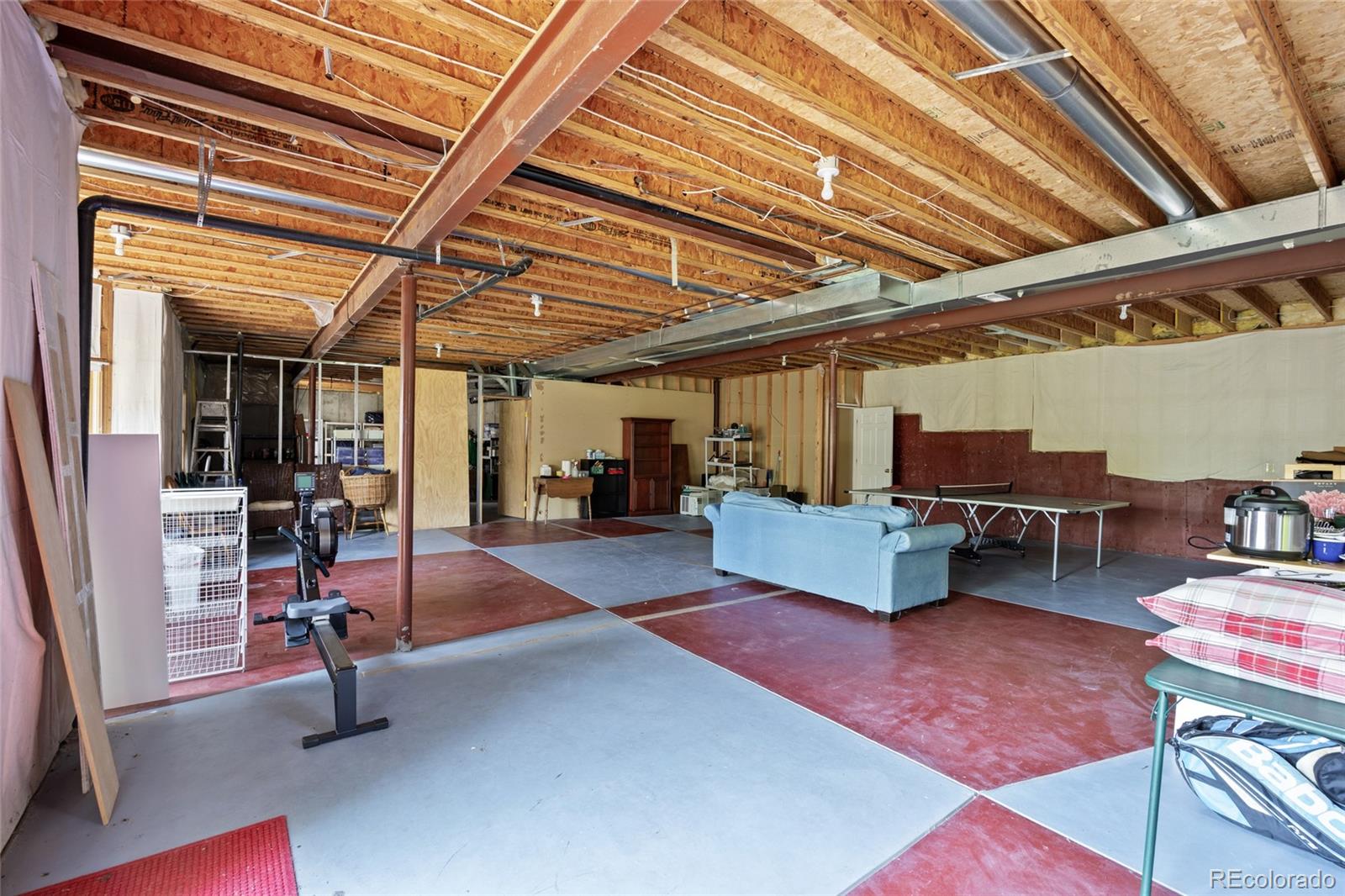 Littleton, Colorado, 80127, United States, 4 Bedrooms Bedrooms, ,4 BathroomsBathrooms,Residential,For Sale,1940937