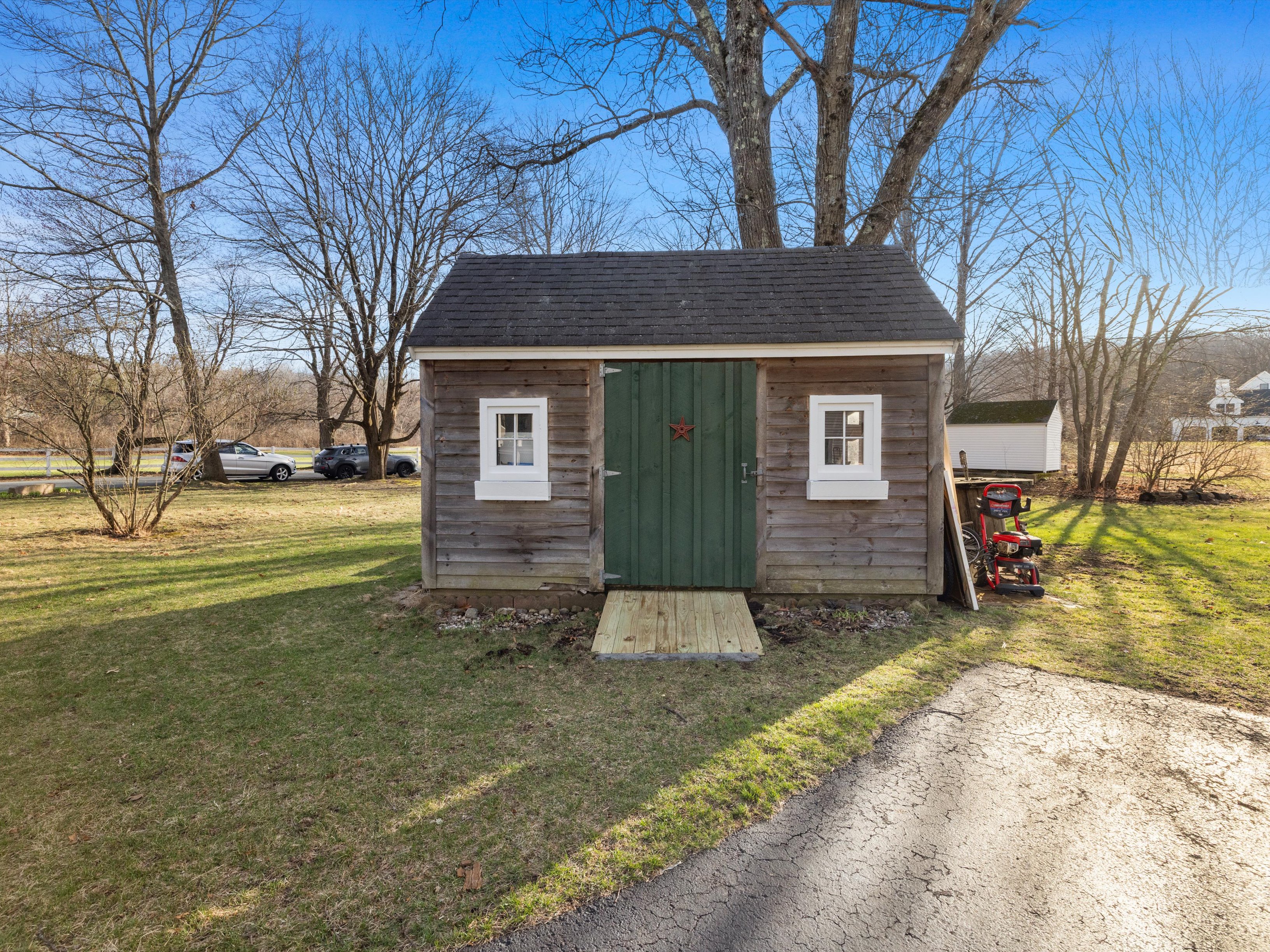  Antique Farmhouse with beautiful wrap-around porch - 物件實景
