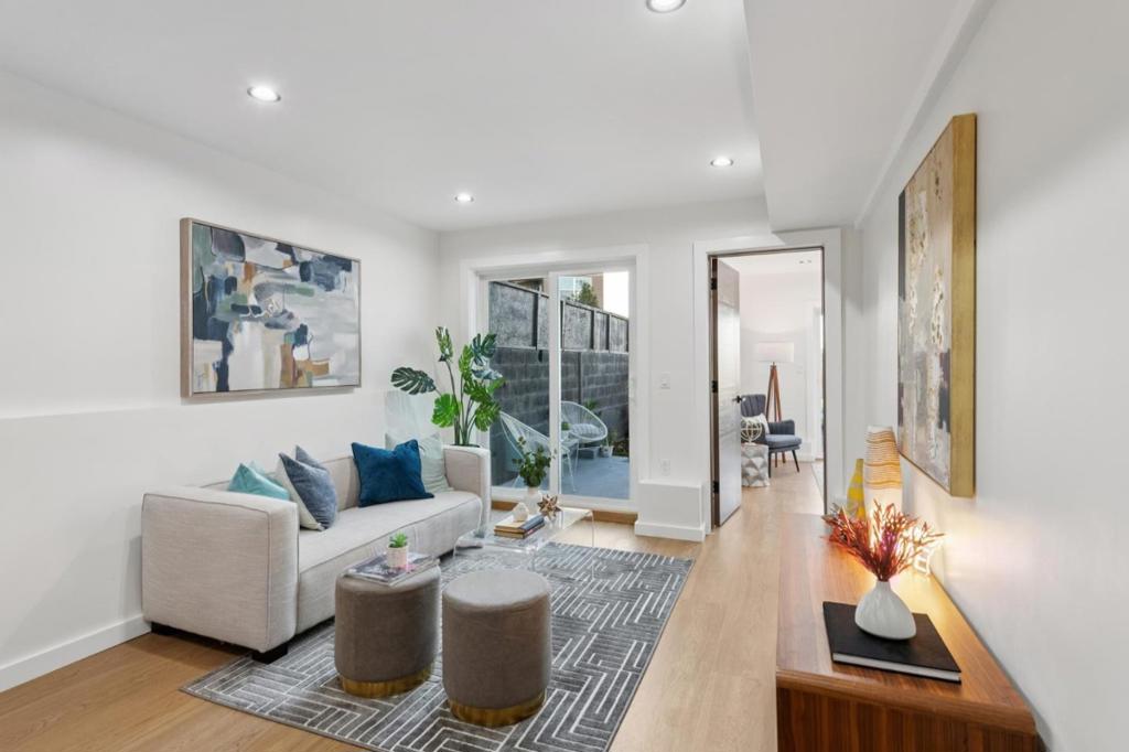 San Francisco, California, 94132, United States, 4 Bedrooms Bedrooms, ,4 BathroomsBathrooms,Residential,For Sale,2008965