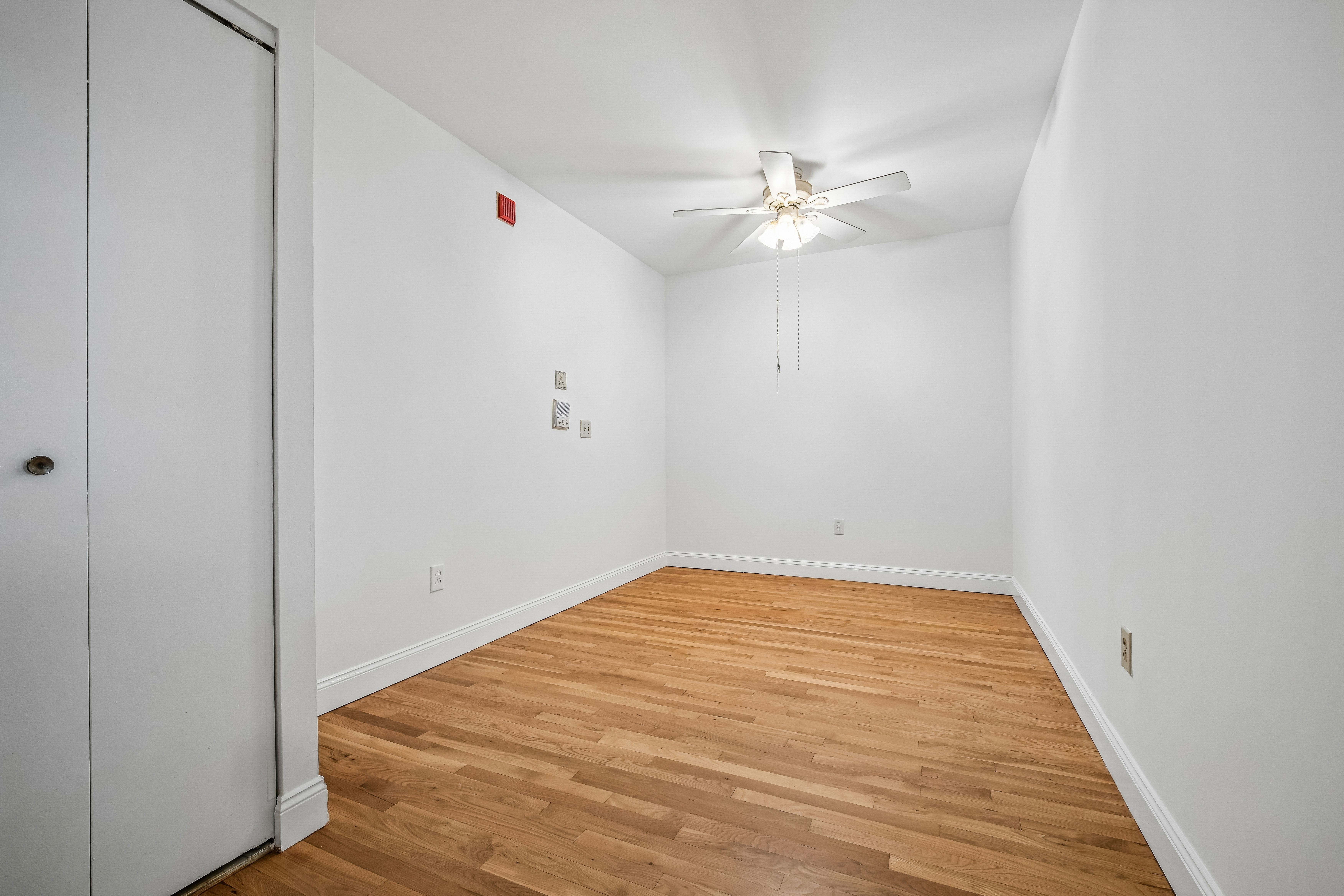  111 Mulberry Street, Newark, NJ 07102 - 物件實景