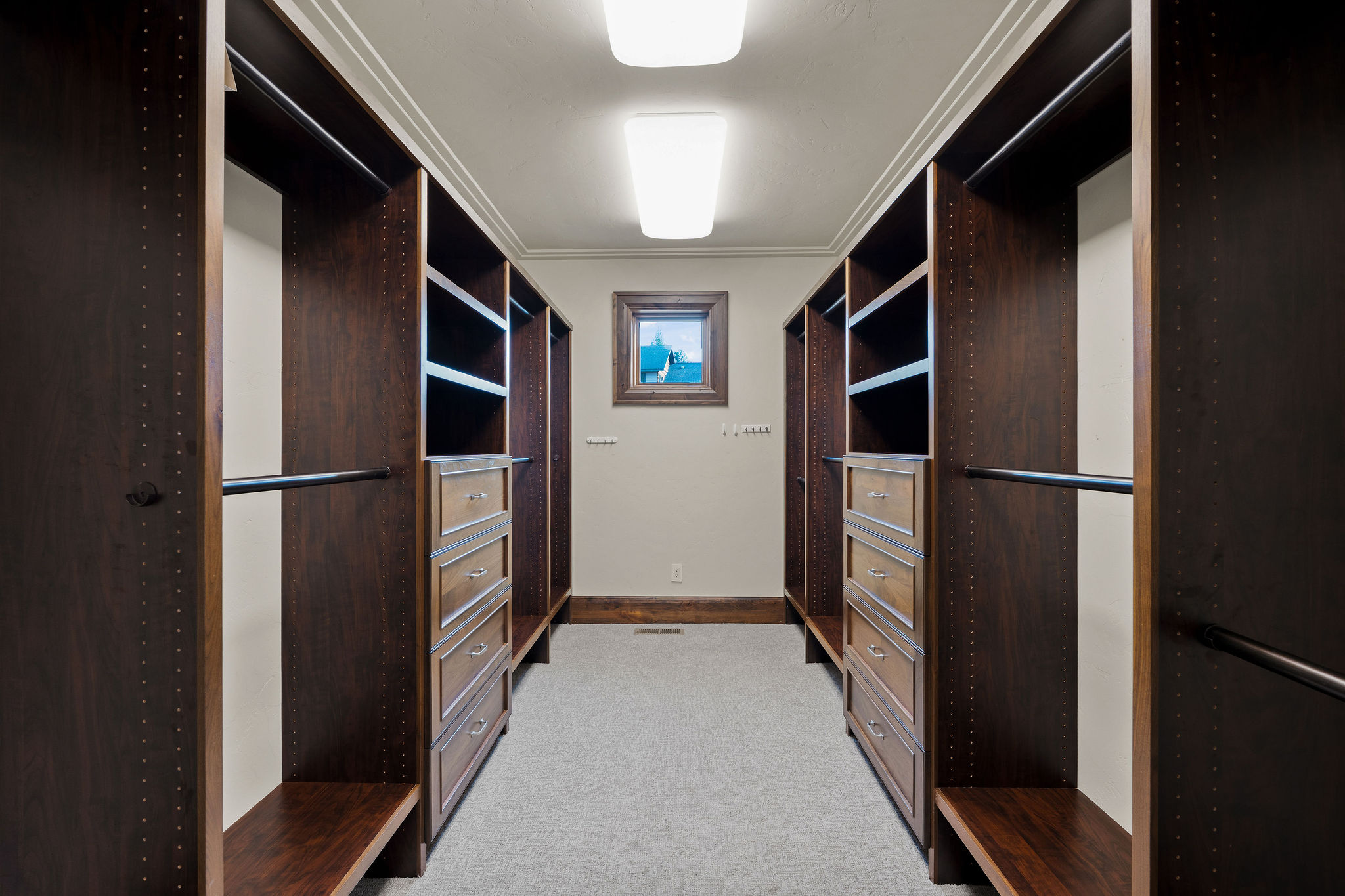  464 Electric Avenue, Unit C - 物件實景