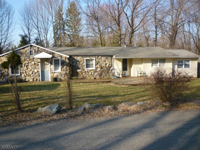 Rockaway Twp., New Jersey, 07849, United States, ,4 BathroomsBathrooms,Residential,For Sale,1899559