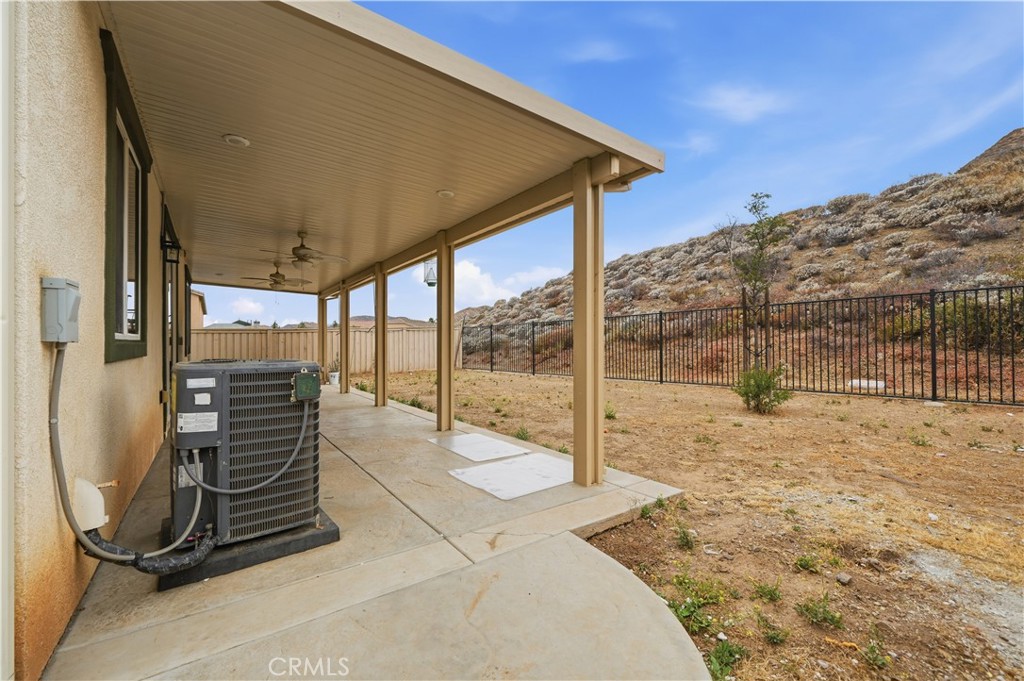 Lake Elsinore, California, 92532, United States, 5 Bedrooms Bedrooms, ,3 BathroomsBathrooms,Residential,For Sale,2049306