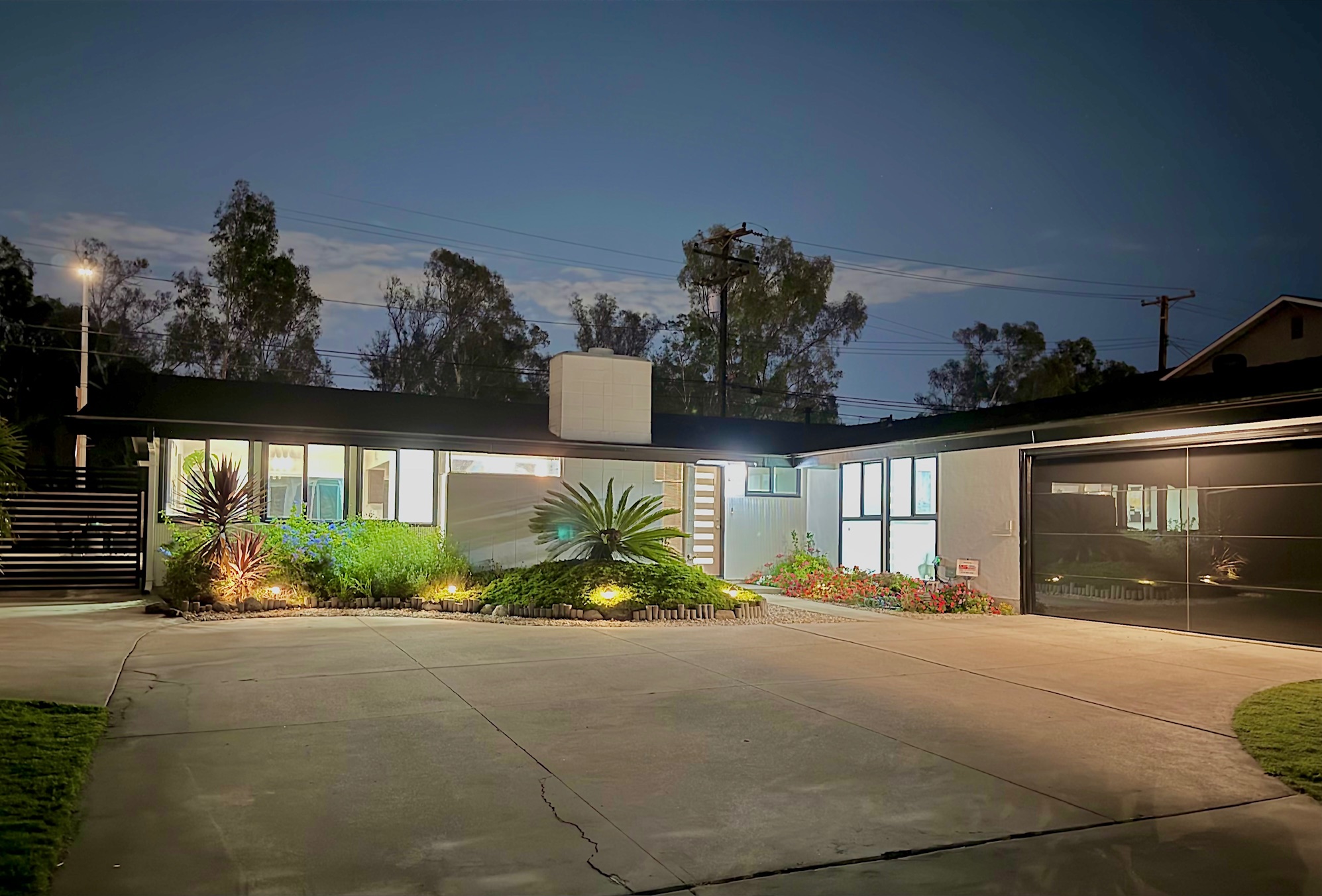 Los Alamitos, California, 90720, United States, 5 Bedrooms Bedrooms, ,4 BathroomsBathrooms,Residential,For Sale,1895084