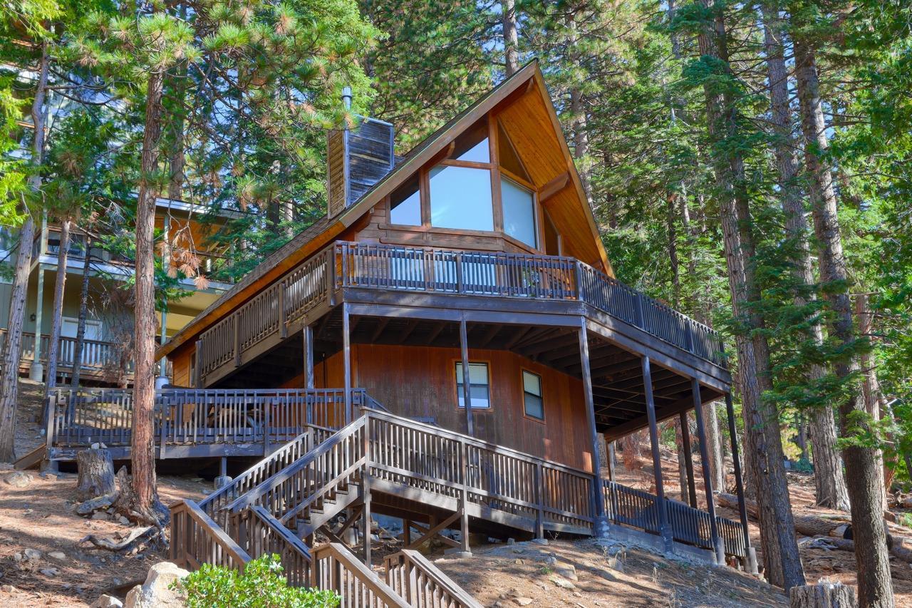 7466 Yosemite Park Way, Yosemite, California, 95389, United States, 3 Bedrooms Bedrooms, ,3 BathroomsBathrooms,Residential,For Sale,7466 Yosemite Park Way,1408920