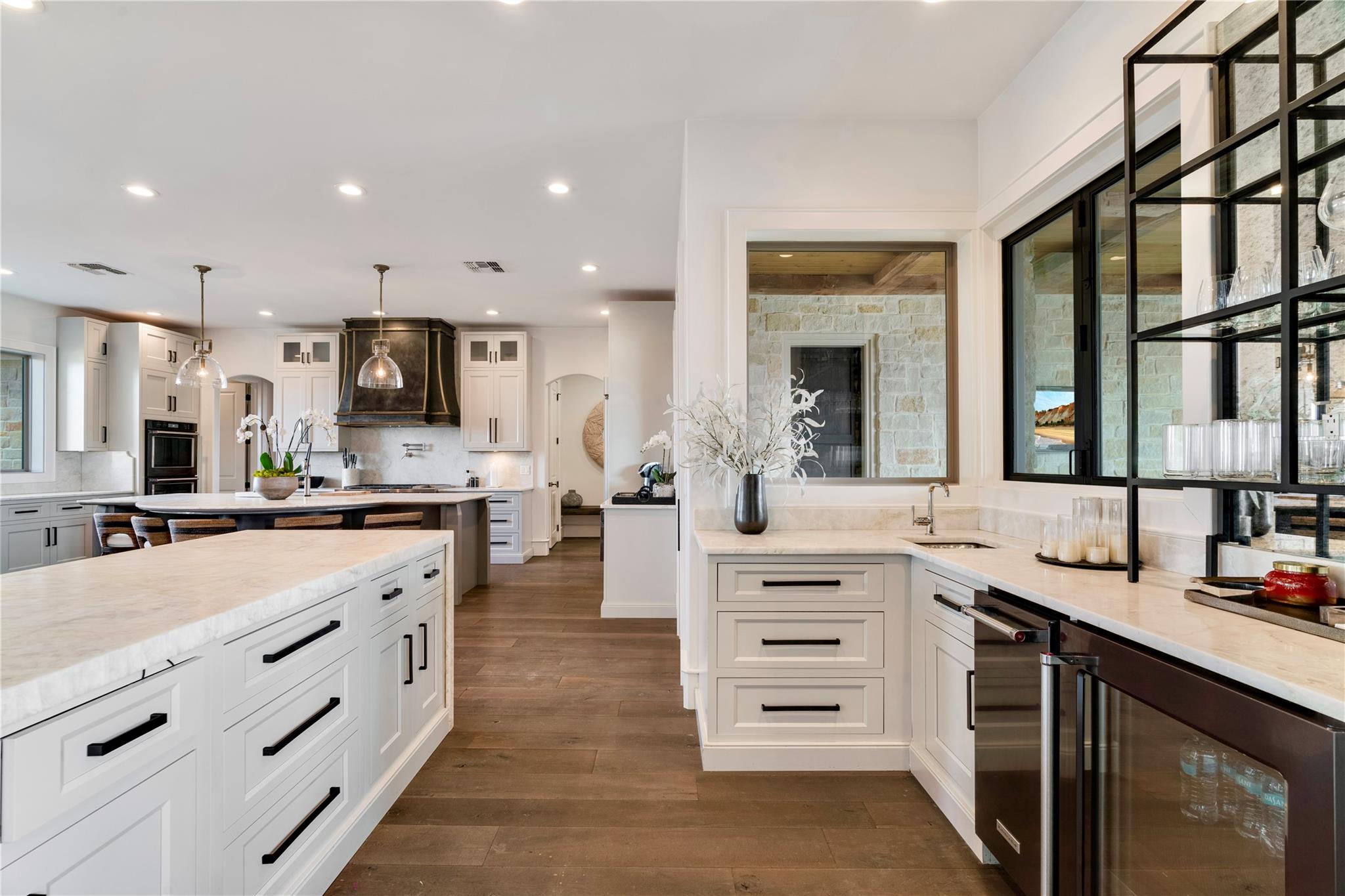 Paris, Texas, 75462, United States, 4 Bedrooms Bedrooms, ,5 BathroomsBathrooms,Residential,For Sale,1980536