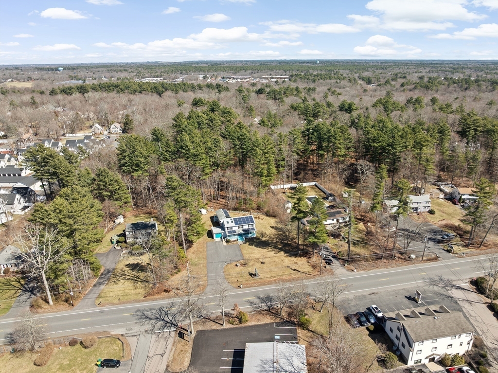 Easton, Massachusetts, 02375, United States, 3 Bedrooms Bedrooms, ,3 BathroomsBathrooms,Residential,For Sale,1975214