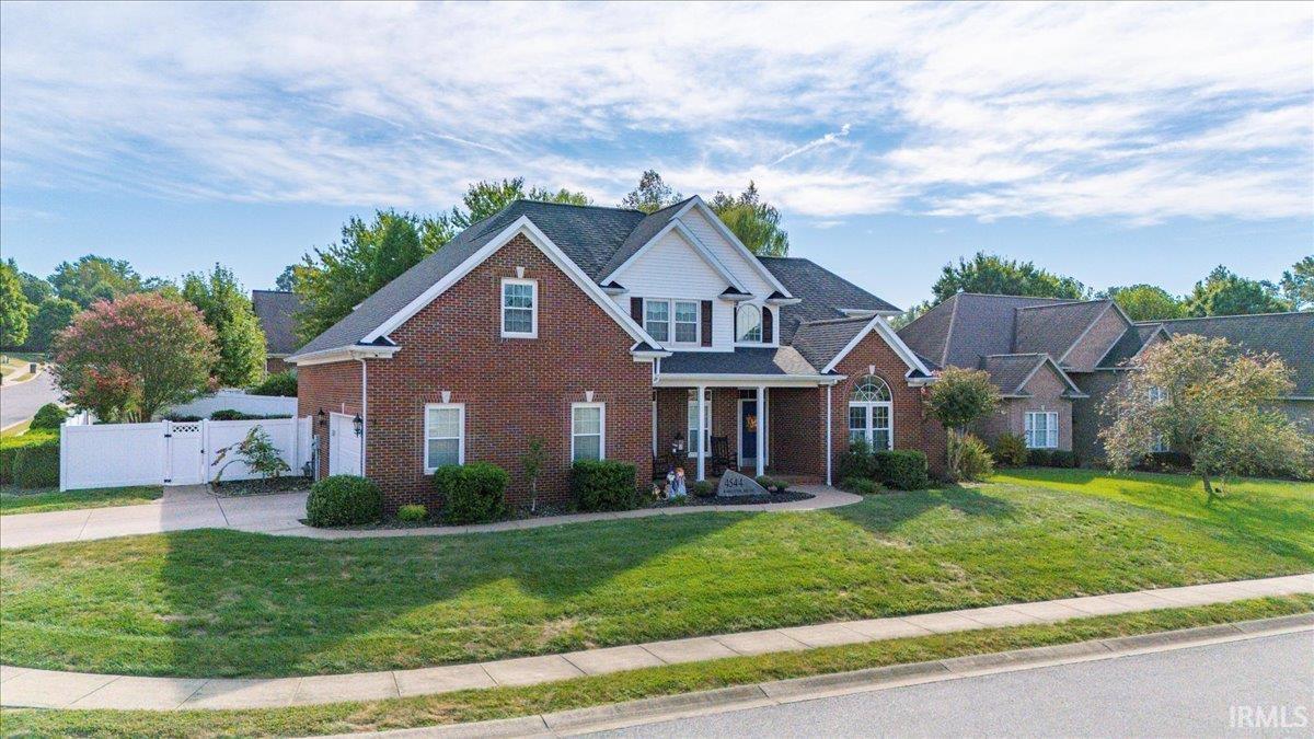 Rawlston Dr, Newburgh, IN 47630