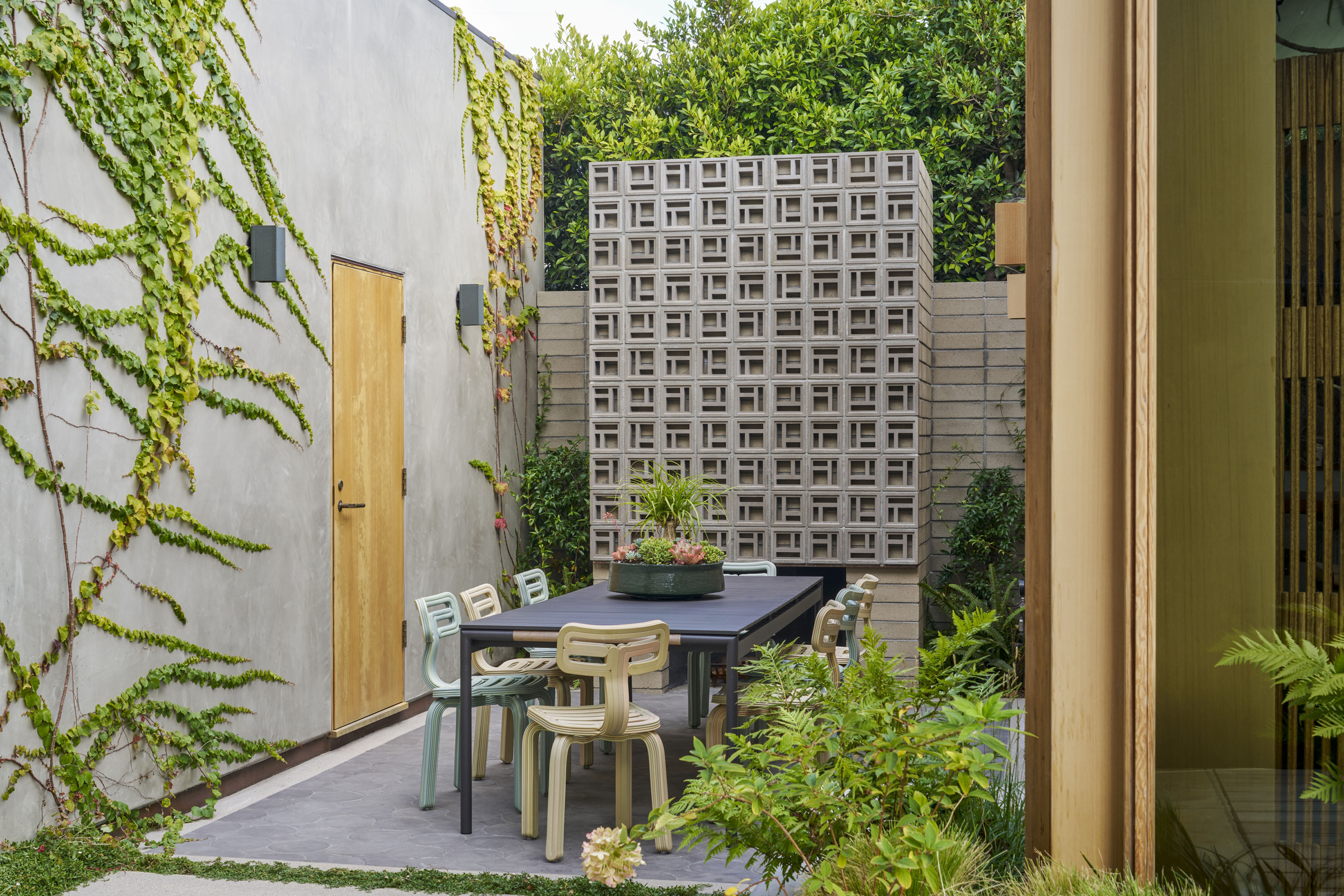  746 Milwood Avenue - 物件實景
