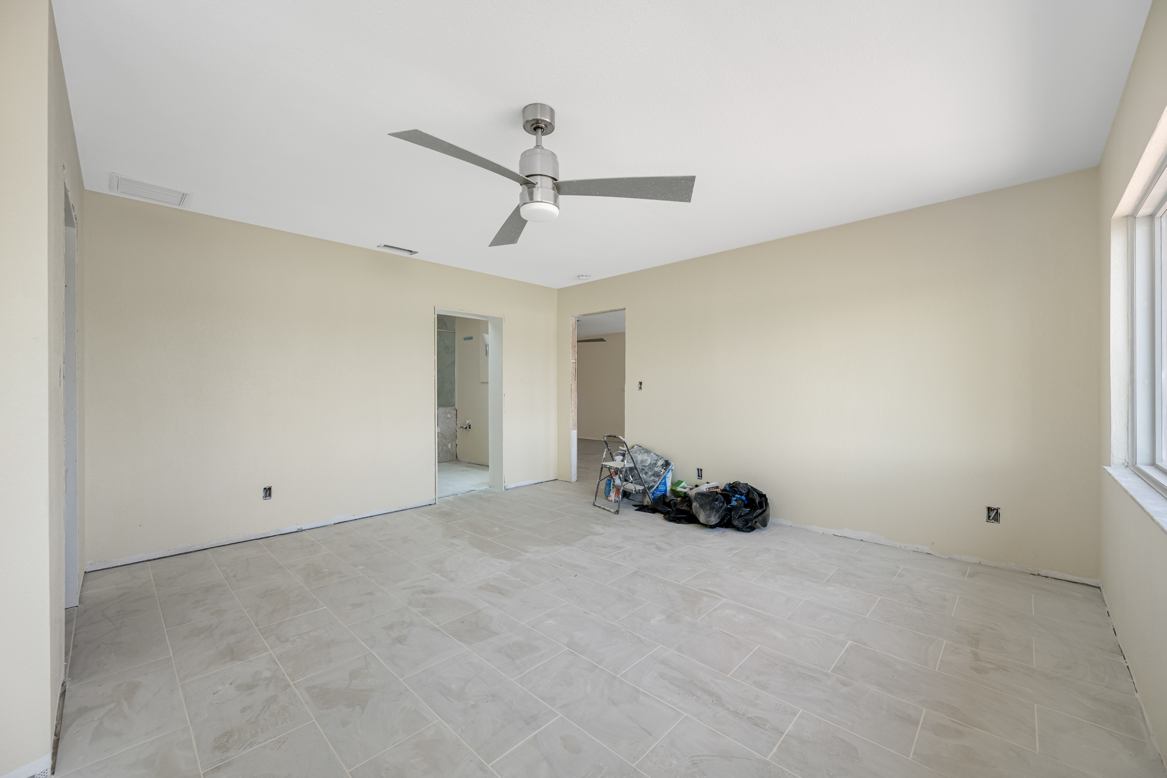 Treasure Island, Florida, 33706, United States, 3 Bedrooms Bedrooms, ,2 BathroomsBathrooms,Residential,For Sale,1904324