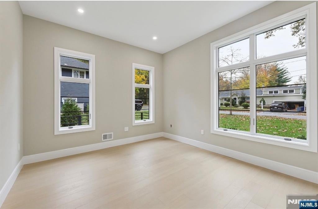 Haworth, New Jersey, 07641, United States, 6 Bedrooms Bedrooms, ,7 BathroomsBathrooms,Residential,For Sale,1989640