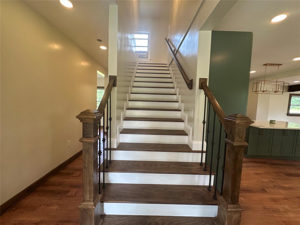 Narrowsburg, New York, 12764, United States, 4 Bedrooms Bedrooms, ,2 BathroomsBathrooms,Residential,For Sale,1923513
