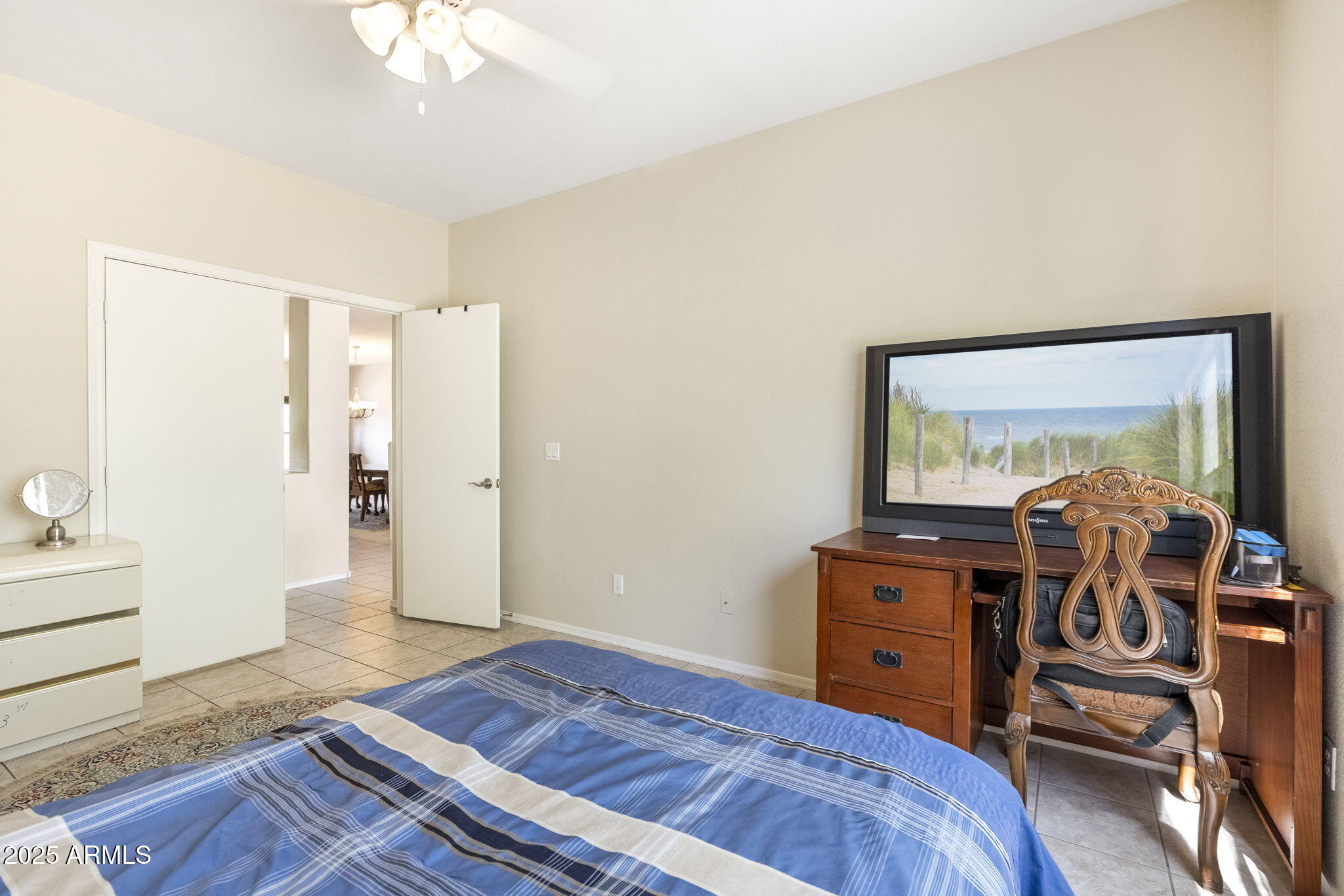 Phoenix, Arizona, 85042, United States, 5 Bedrooms Bedrooms, ,Residential,For Sale,1957752