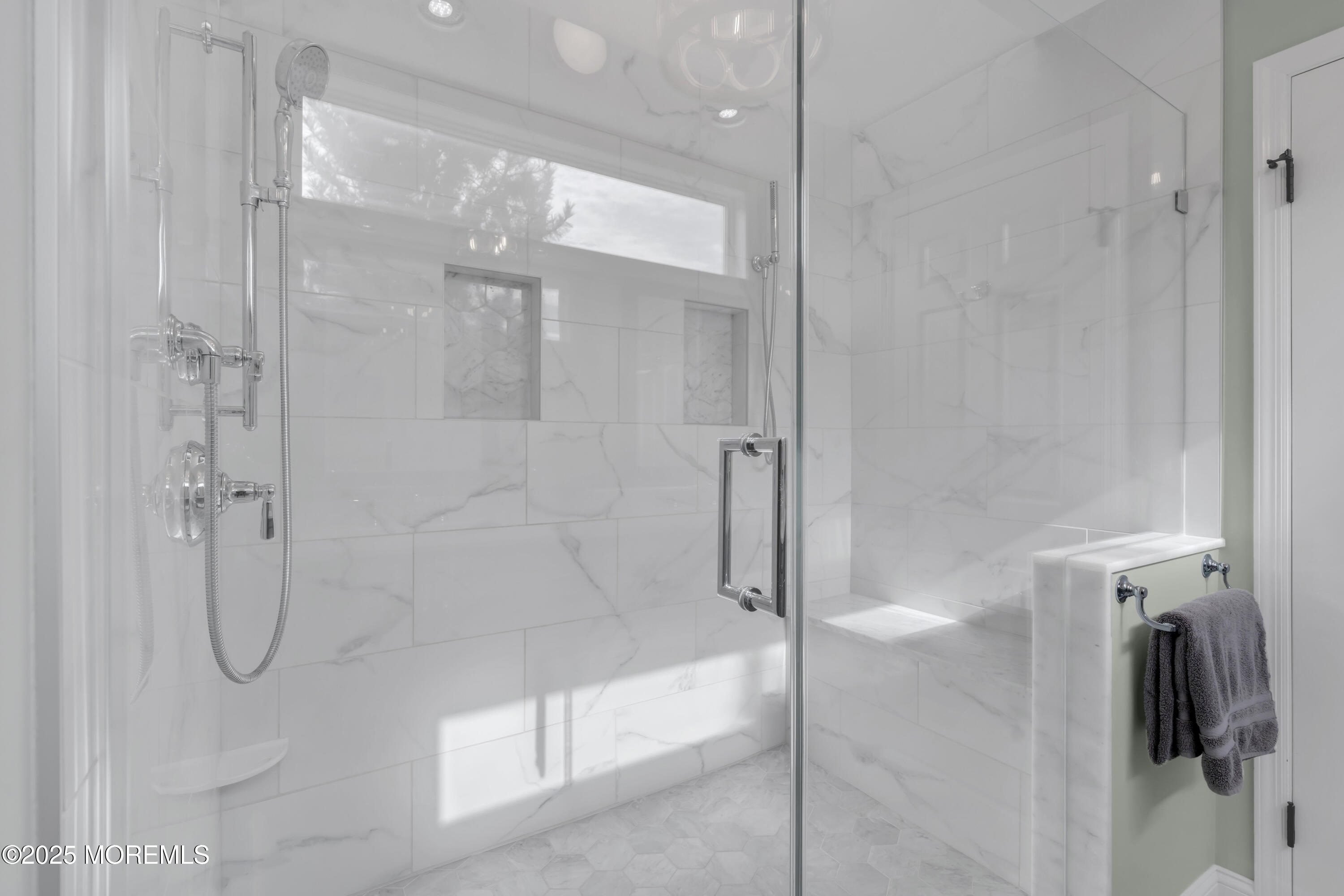 Long Branch, New Jersey, 07740, United States, 3 Bedrooms Bedrooms, ,3 BathroomsBathrooms,Residential,For Sale,1989211