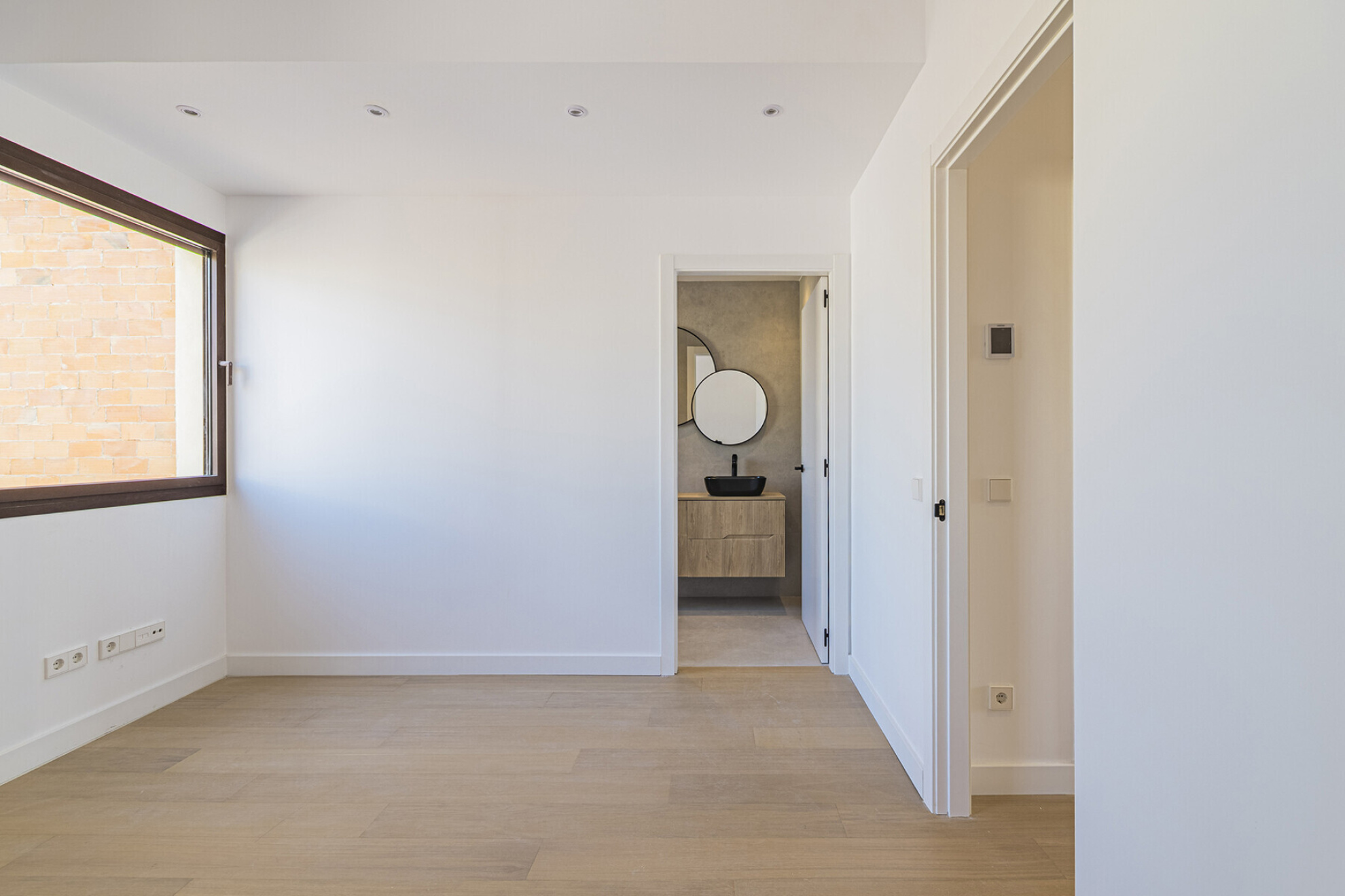  Newly constructed duplex penthouse near the beach - 物件實景