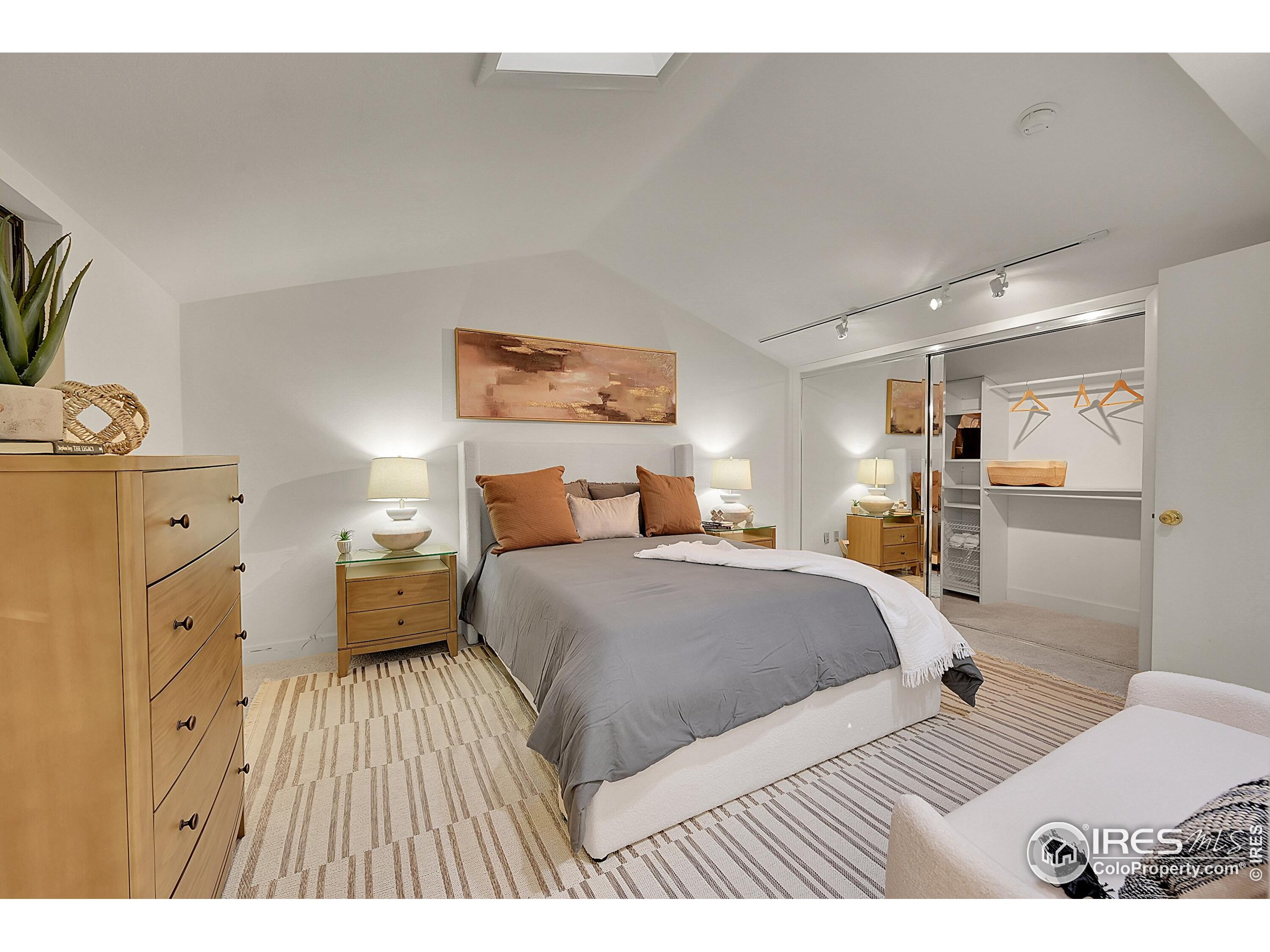 Boulder, Colorado, 80304, United States, 2 Bedrooms Bedrooms, ,2 BathroomsBathrooms,Residential,For Sale,1989249