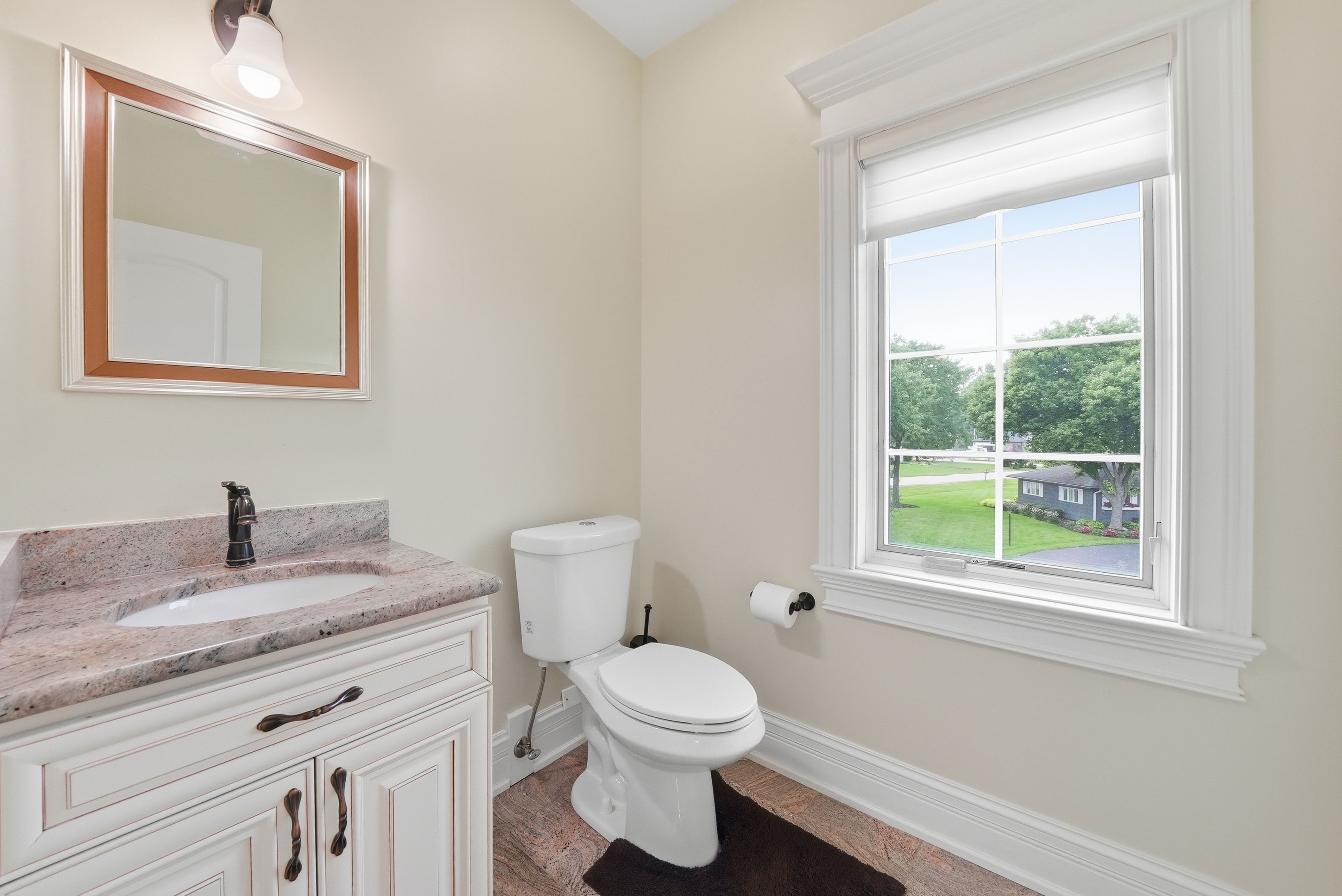  Perfectly Positioned in the Prestigious Golfview Hills Community of Hinsdale - 物件實景