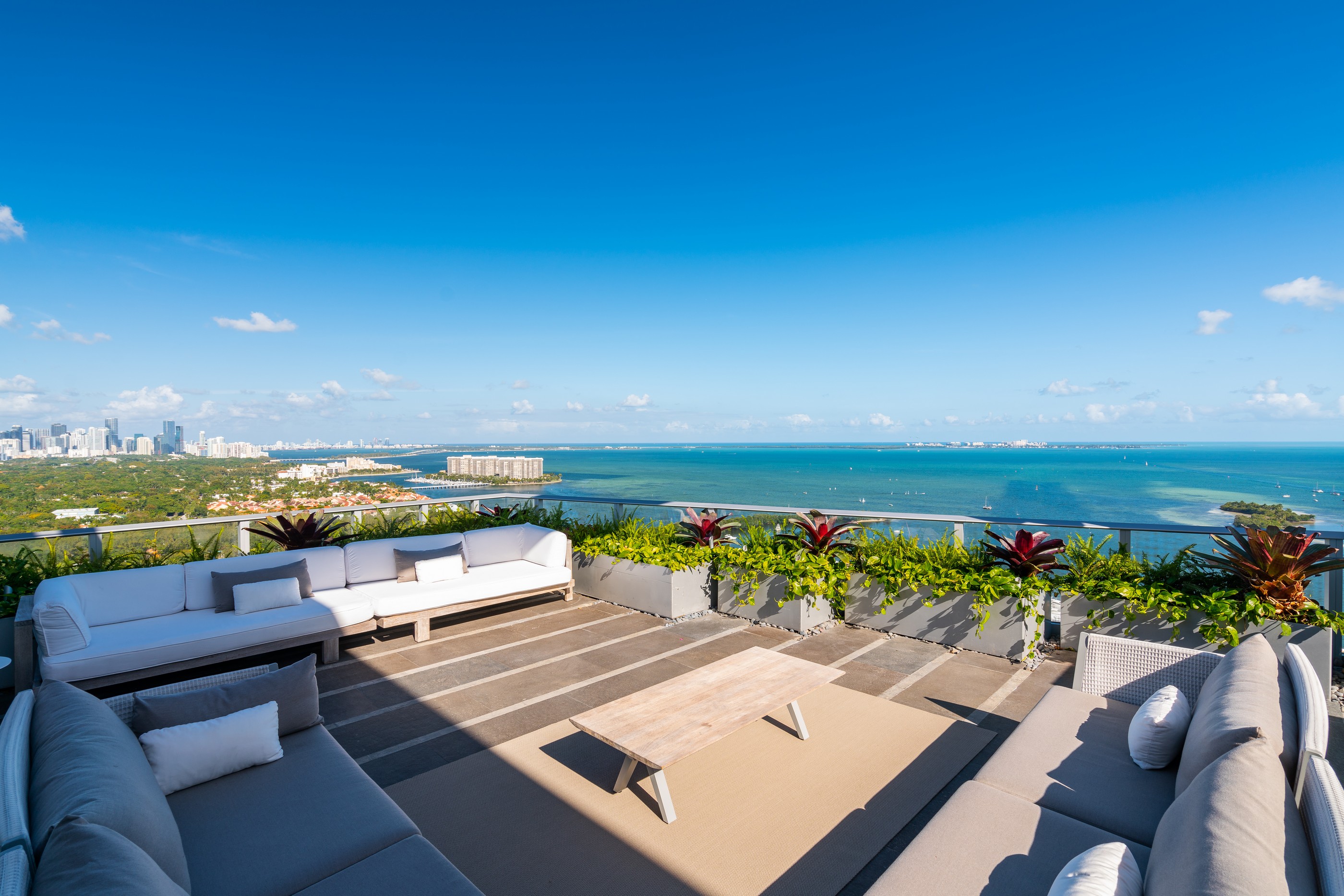  2627 S Bayshore Dr, Miami, FL, 33133 - 物件實景