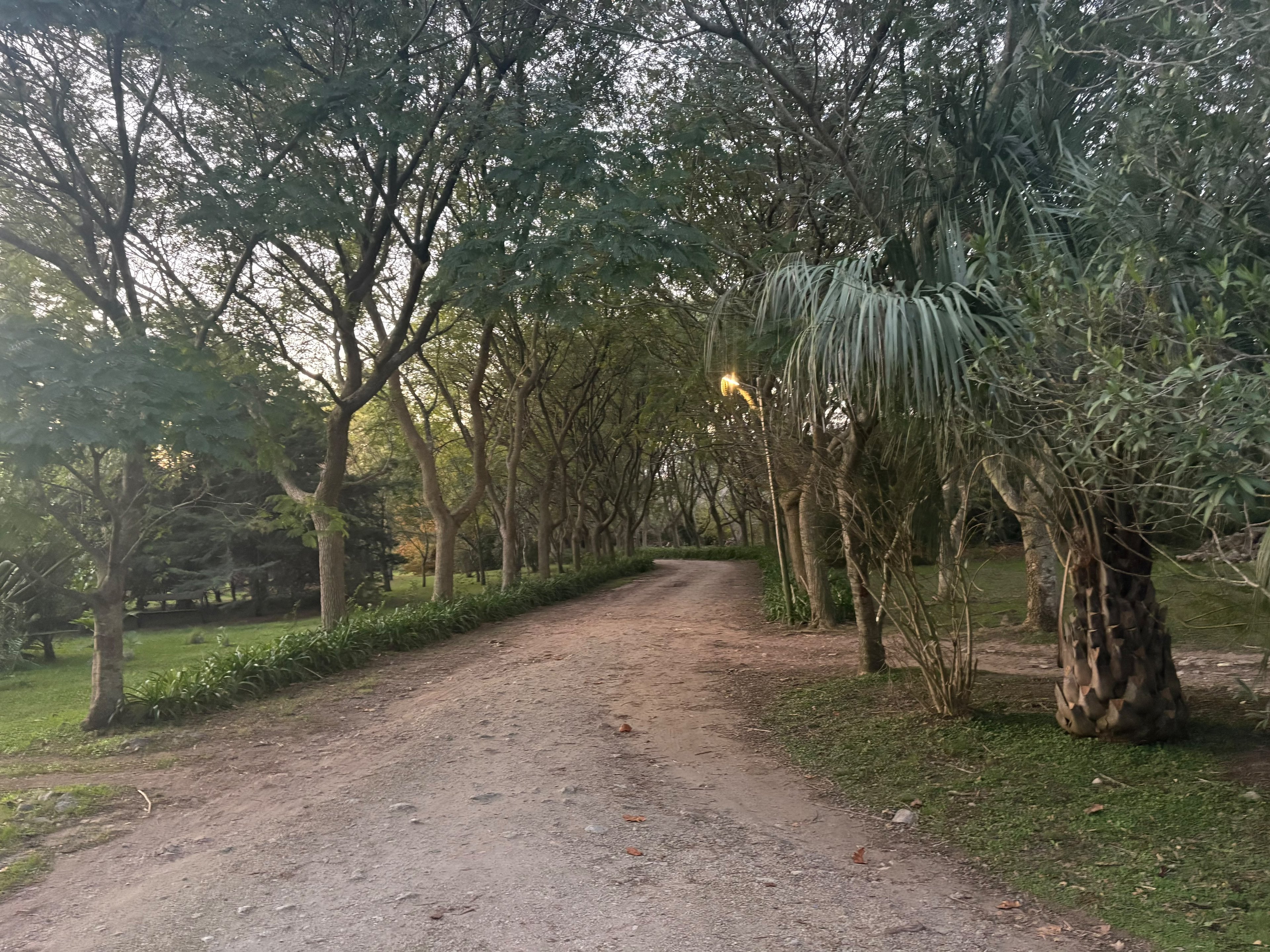  Sunset Horizons: A Historic-Inspired Signature Estate by the River - 物件實景