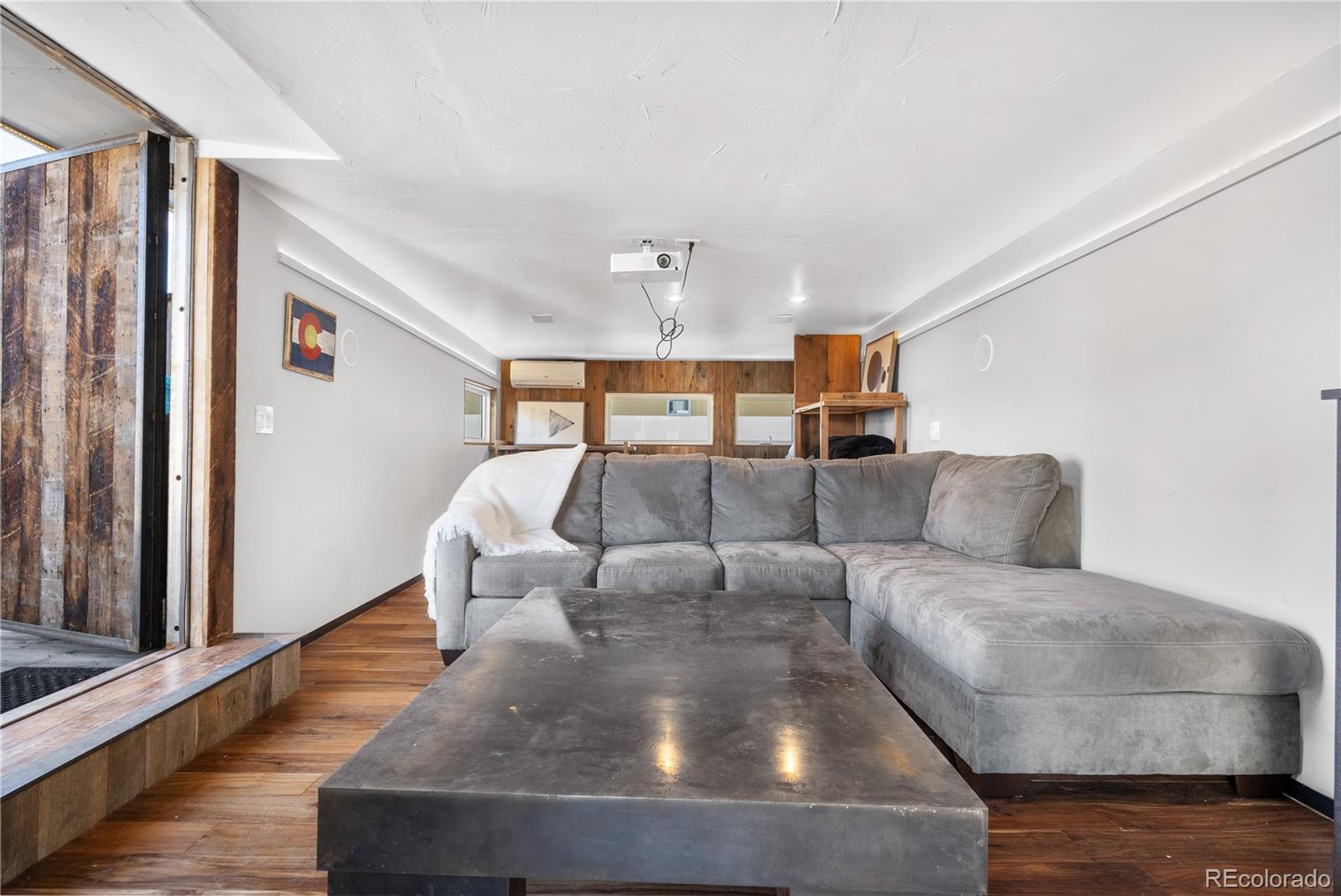 Denver, Colorado, 80211, United States, 5 Bedrooms Bedrooms, ,4 BathroomsBathrooms,Residential,For Sale,1885394