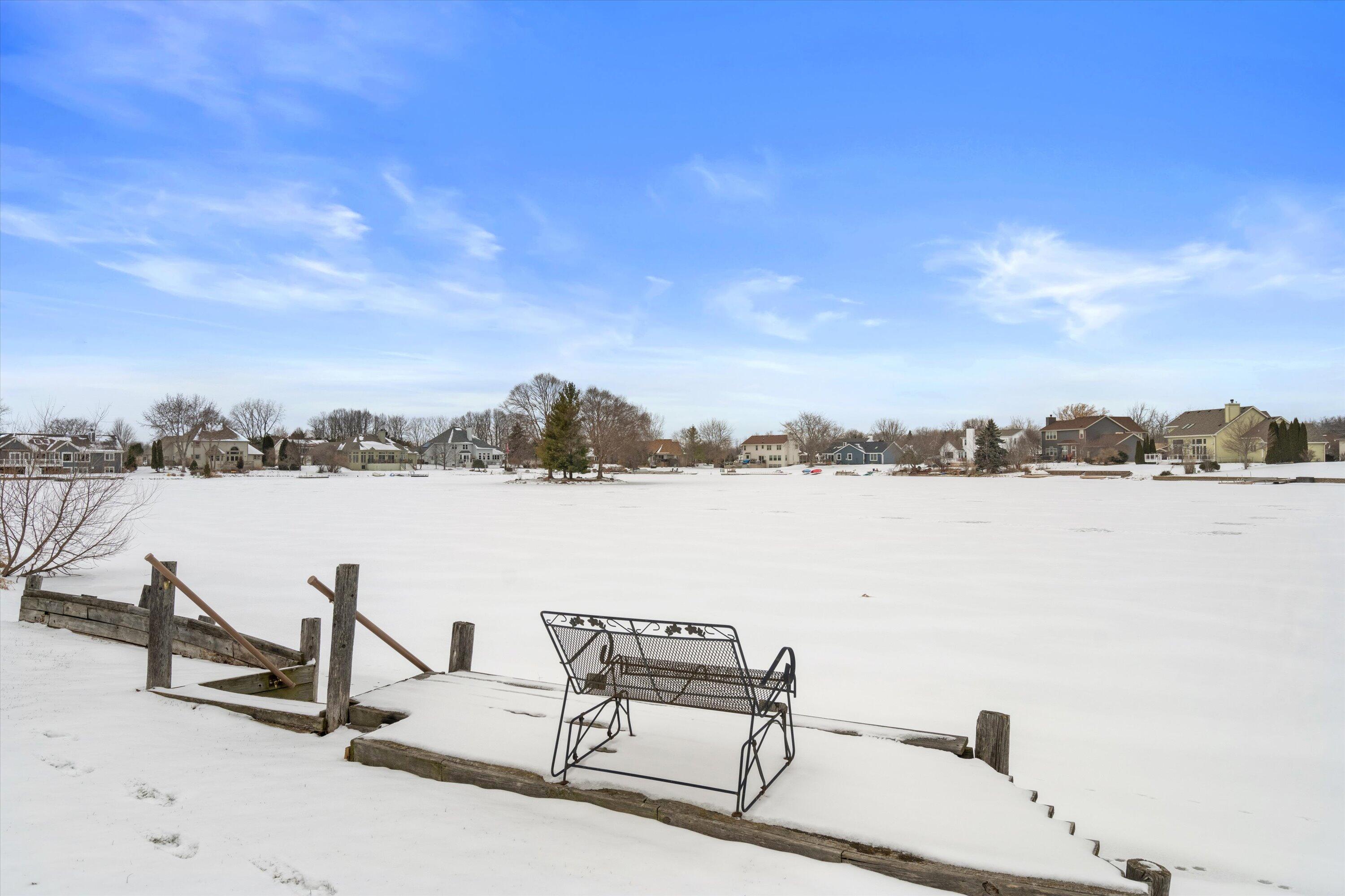 Oak Creek, Wisconsin, 53154, United States, 4 Bedrooms Bedrooms, ,4 BathroomsBathrooms,Residential,For Sale,2007520
