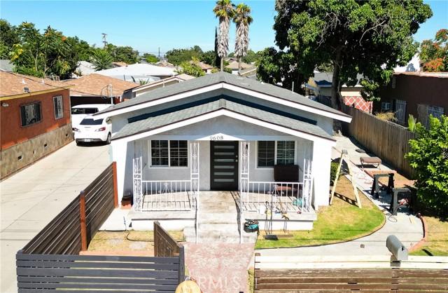 Los Angeles, California, 90002, United States, 3 Bedrooms Bedrooms, ,1 BathroomBathrooms,Residential,For Sale,1993847