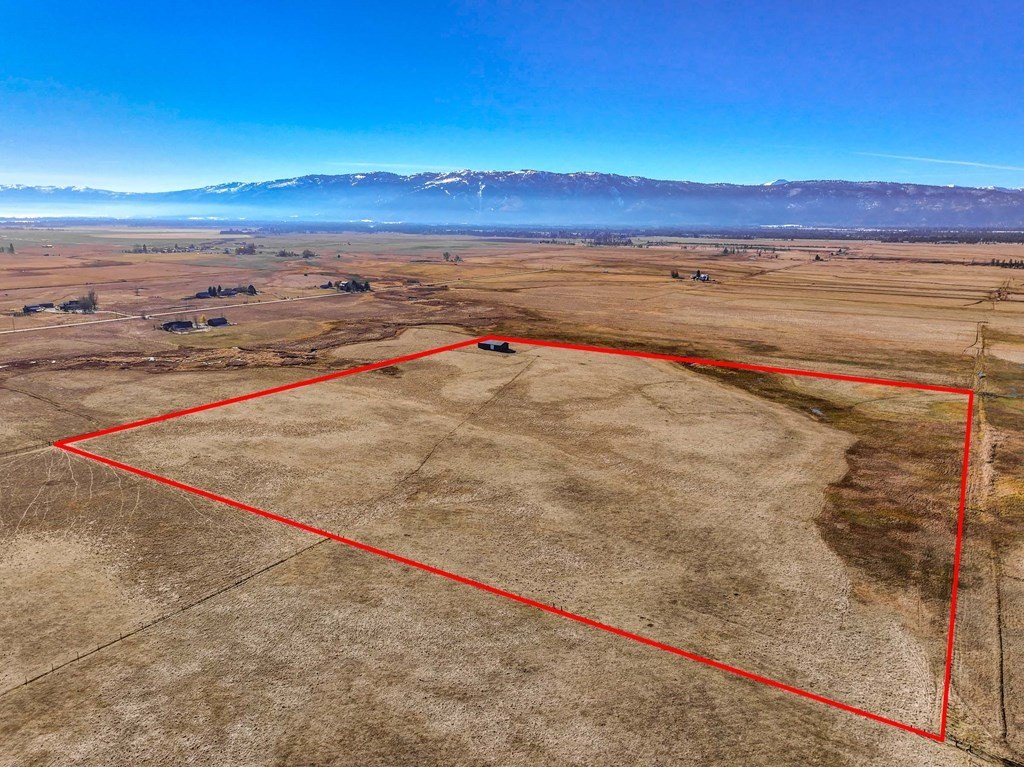 Donnelly, Idaho, 83615, United States, ,Residential,For Sale,1772845
