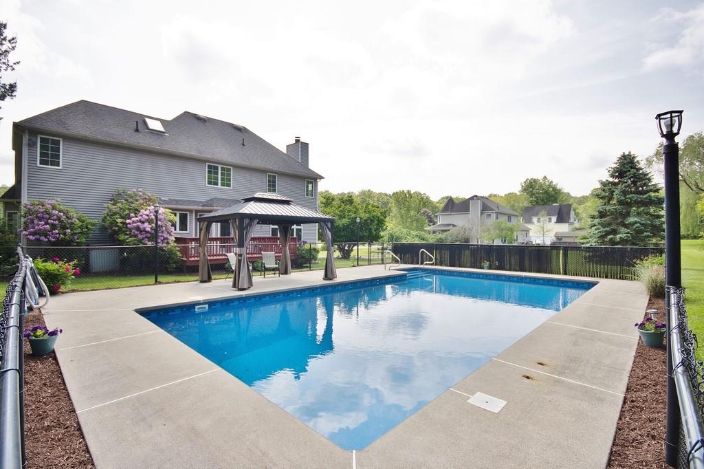 Florida, New York, 10921, United States, 4 Bedrooms Bedrooms, ,3 BathroomsBathrooms,Residential,For Sale,1944885