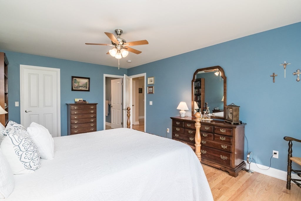 Deerfield, Massachusetts, 01373, United States, 2 Bedrooms Bedrooms, ,2 BathroomsBathrooms,Residential,For Sale,1941056