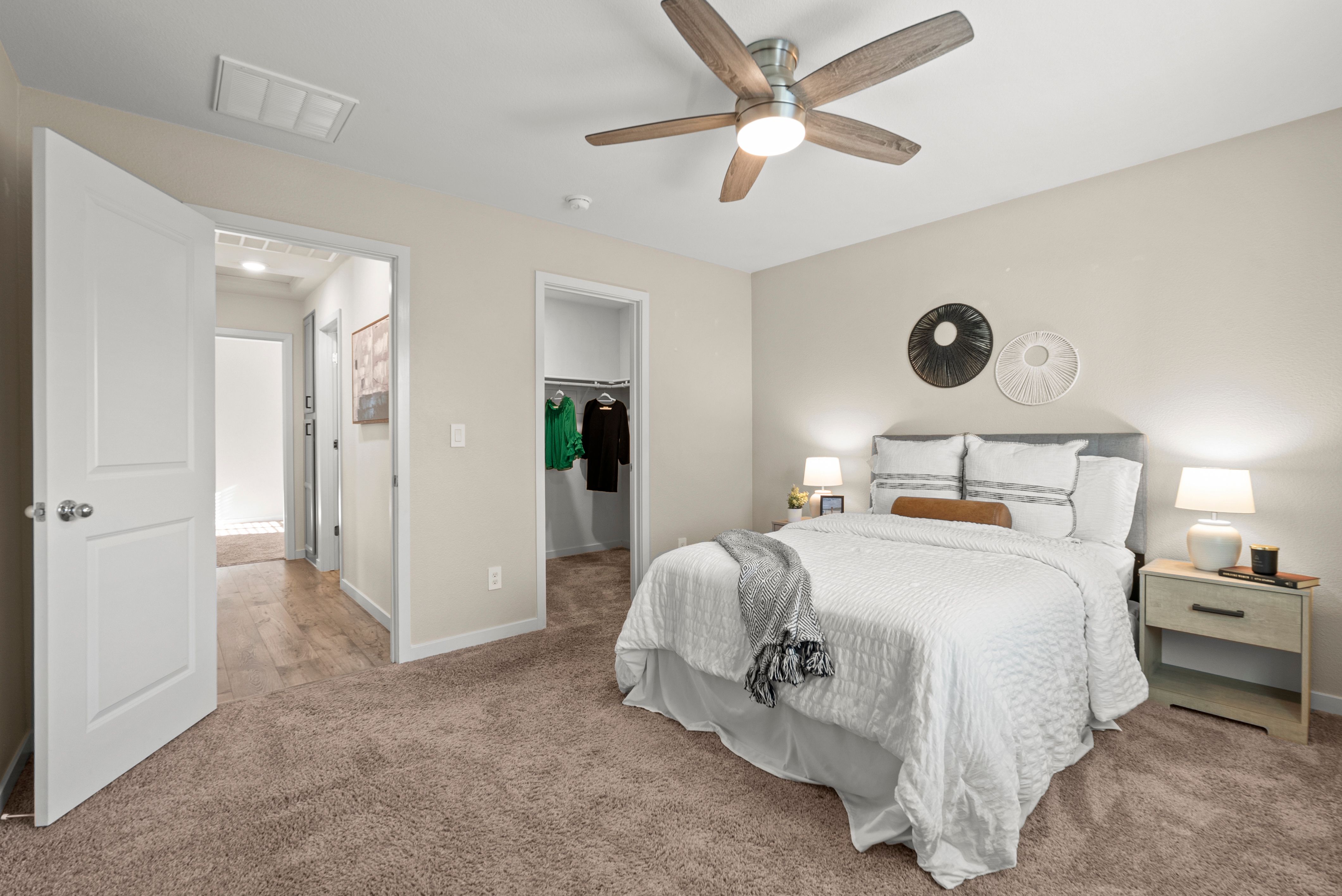  4388 Silver Cedar Lane, Sacramento, CA 95834 - 物件實景