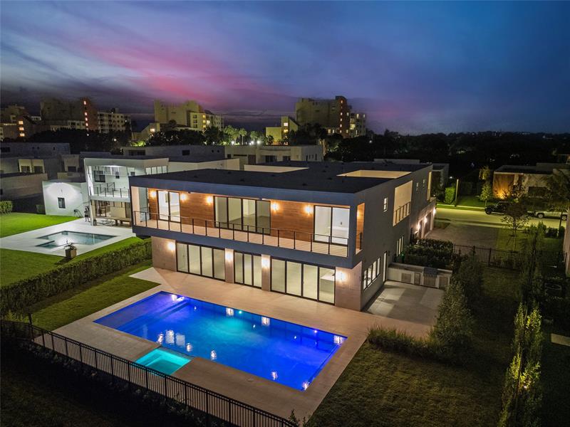 Weston, Florida, 33326, United States, 5 Bedrooms Bedrooms, ,10 BathroomsBathrooms,Residential,For Sale,1925286