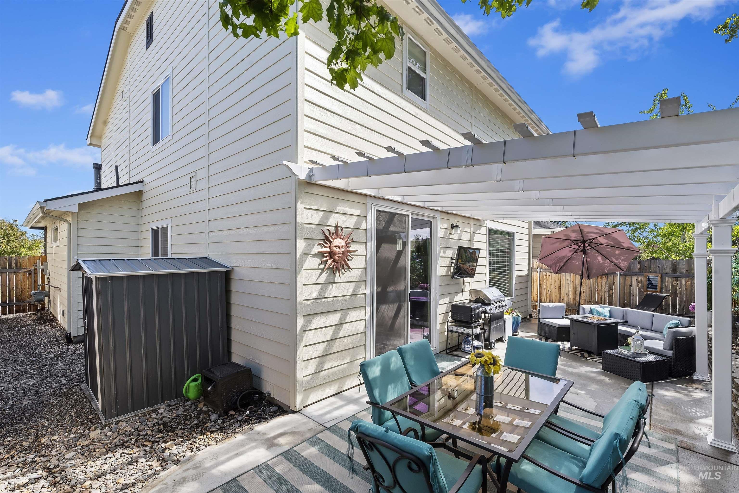 9533 De Witt St, Boise, Idaho, 83704, United States, 3 Bedrooms Bedrooms, ,3 BathroomsBathrooms,Residential,For Sale,9533 De Witt St,1432478