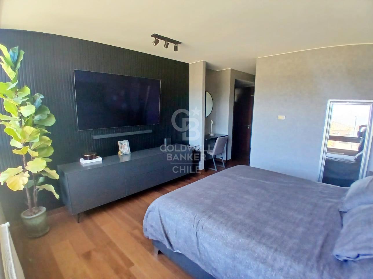 Lo Barnechea, Chile, 3 Bedrooms Bedrooms, ,5 BathroomsBathrooms,Residential,For Sale,1746067