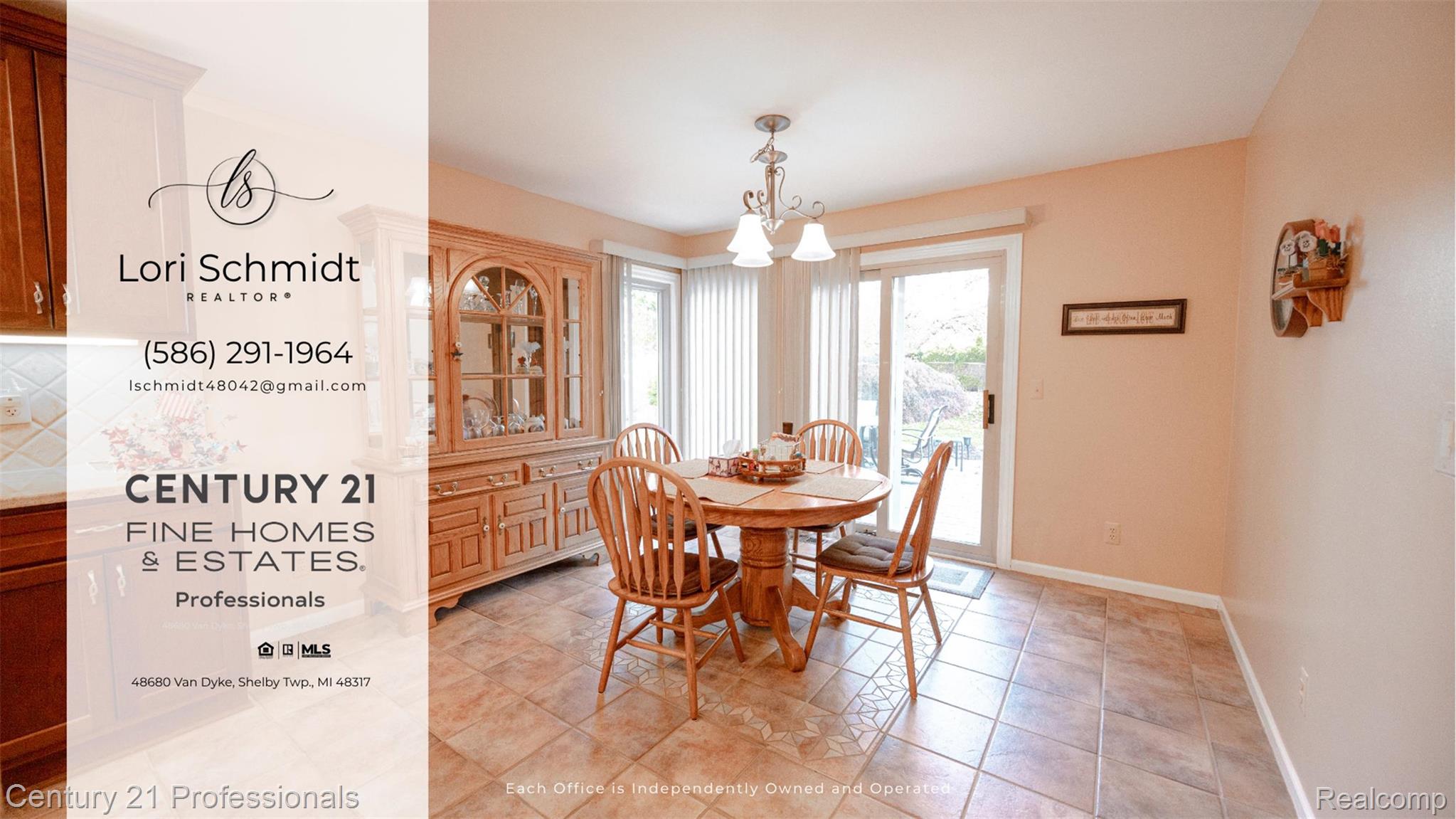 RochesterHills, Michigan, 48309, United States, 4 Bedrooms Bedrooms, ,4 BathroomsBathrooms,Residential,For Sale,1980404