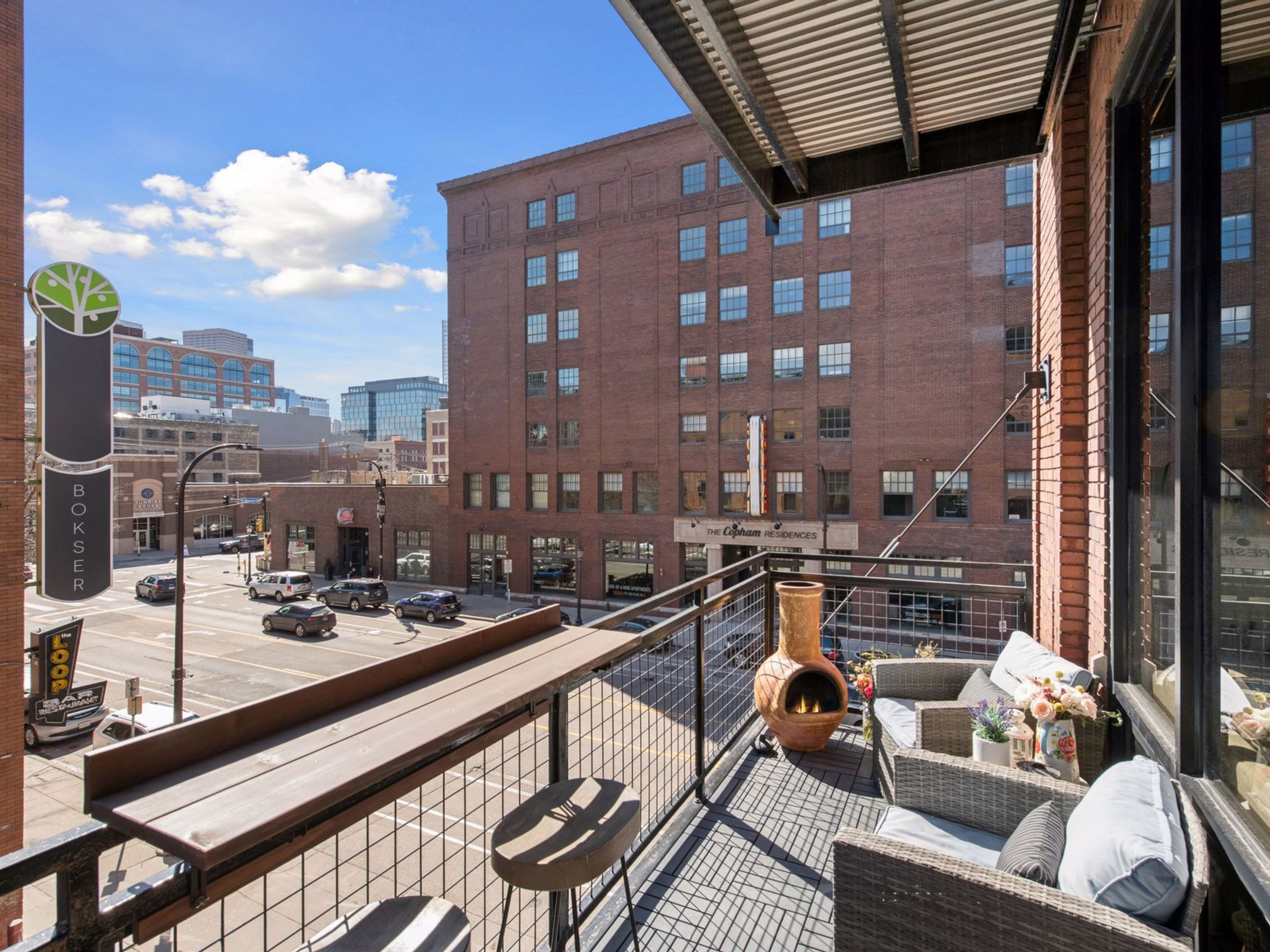  Iconic Corner Loft in Coveted North Loop - 物件實景