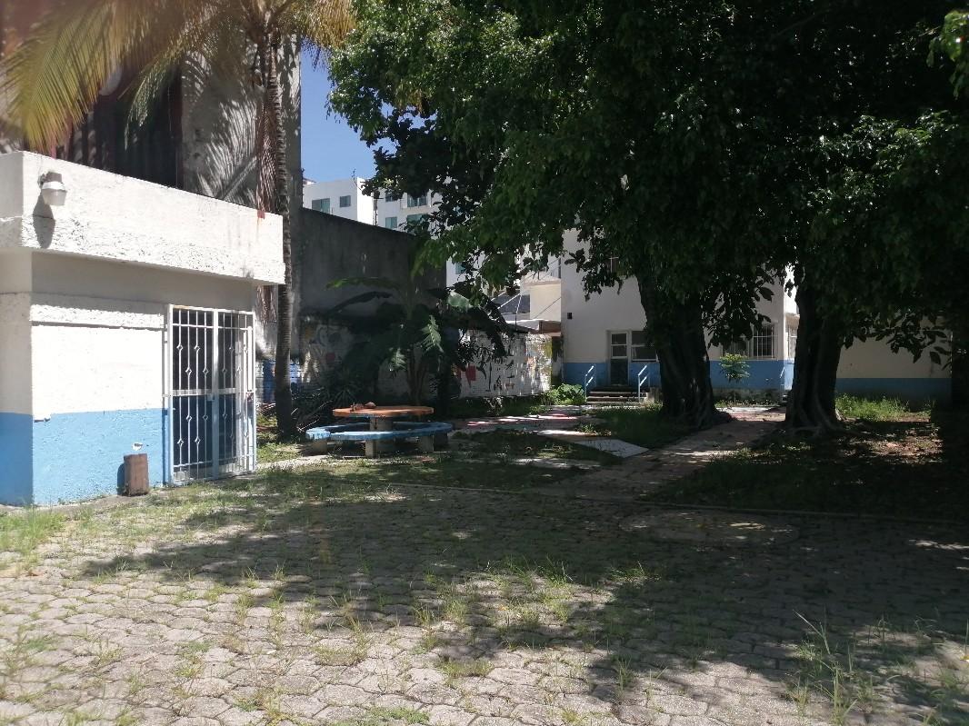 Ave. Cuauht?moc, Cuernavaca, Morelos, 62448, Mexico, 8 Bedrooms Bedrooms, ,8 BathroomsBathrooms,Residential,For Sale,Ave. Cuauht?moc,1441273