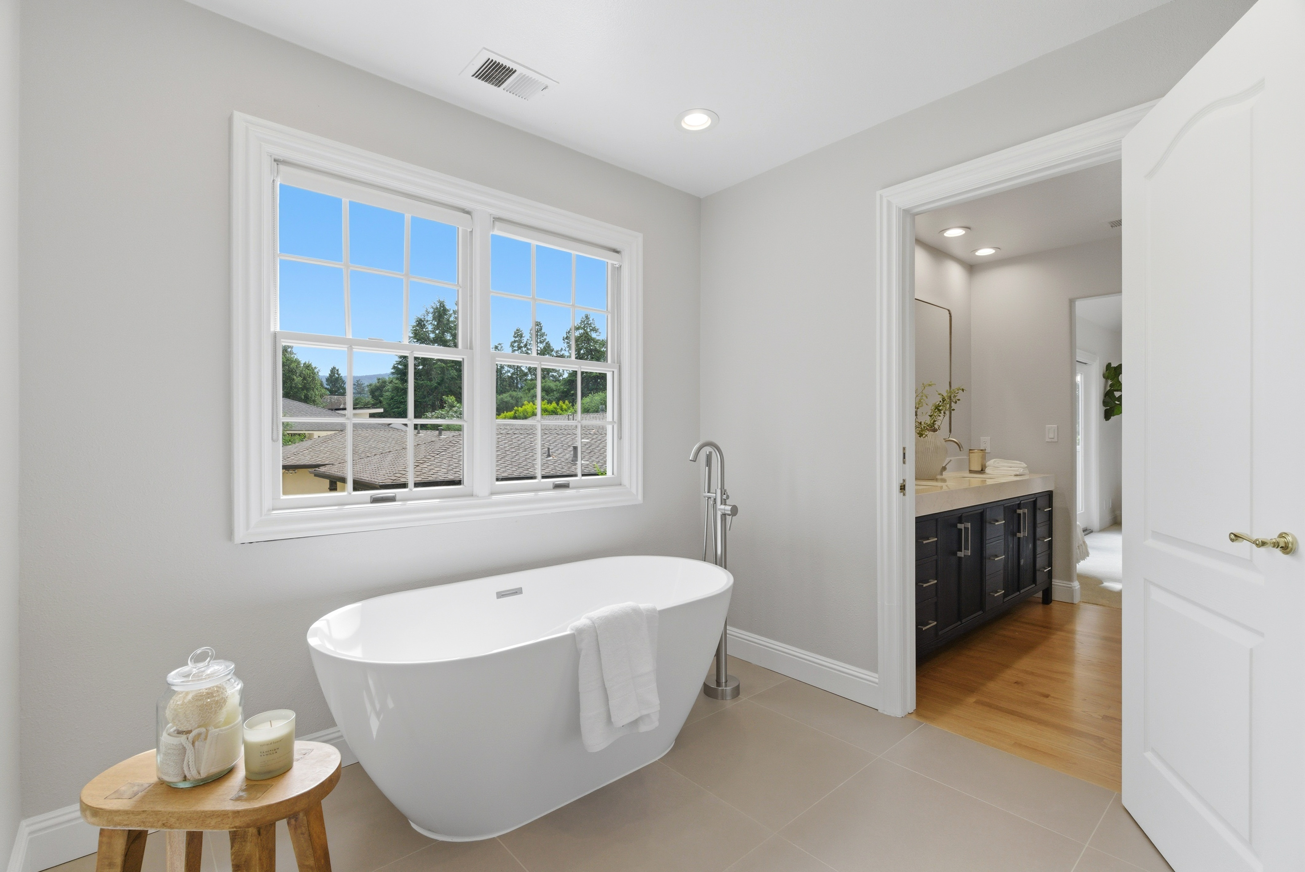  Gorgeous, Contemporary Home in North Los Altos - 物件實景