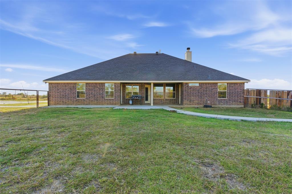 Grandview, Texas, 76050, United States, 4 Bedrooms Bedrooms, ,3 BathroomsBathrooms,Residential,For Sale,1991534