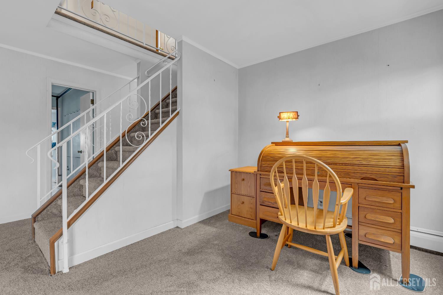 Iselin, New Jersey, 08830, United States, 3 Bedrooms Bedrooms, ,2 BathroomsBathrooms,Residential,For Sale,1966182